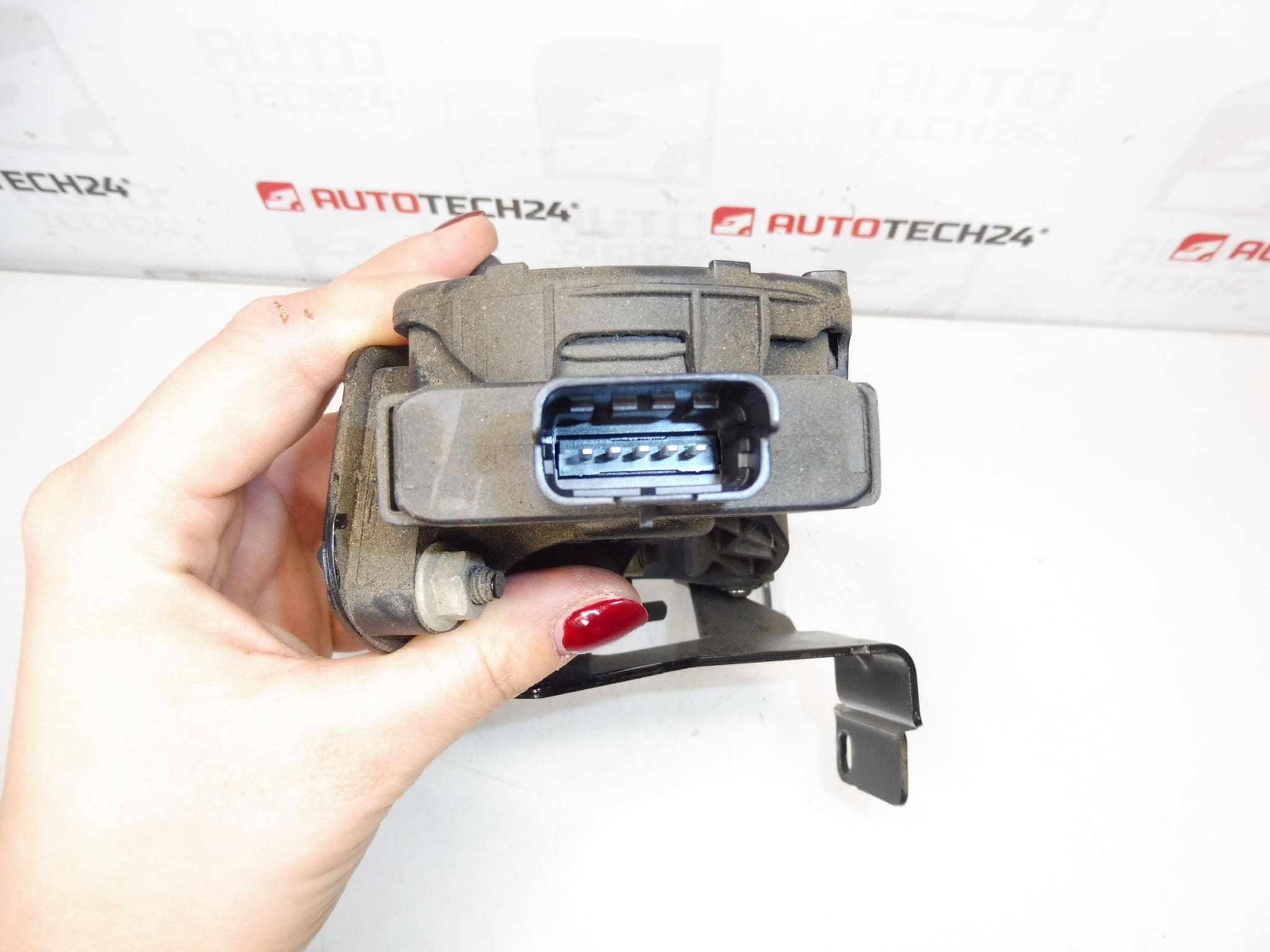 Gázpedál HELLA Citroën Peugeot 1400752980 1601S8 - Image 2