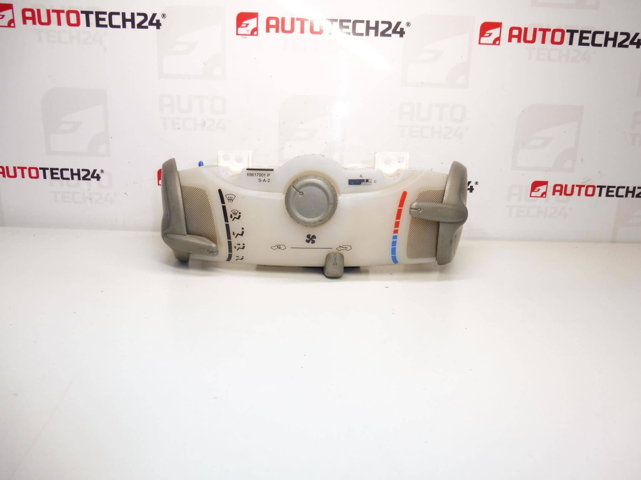 Klíma vezérlő Citroën Peugeot 55900-0H040 55900-0H020