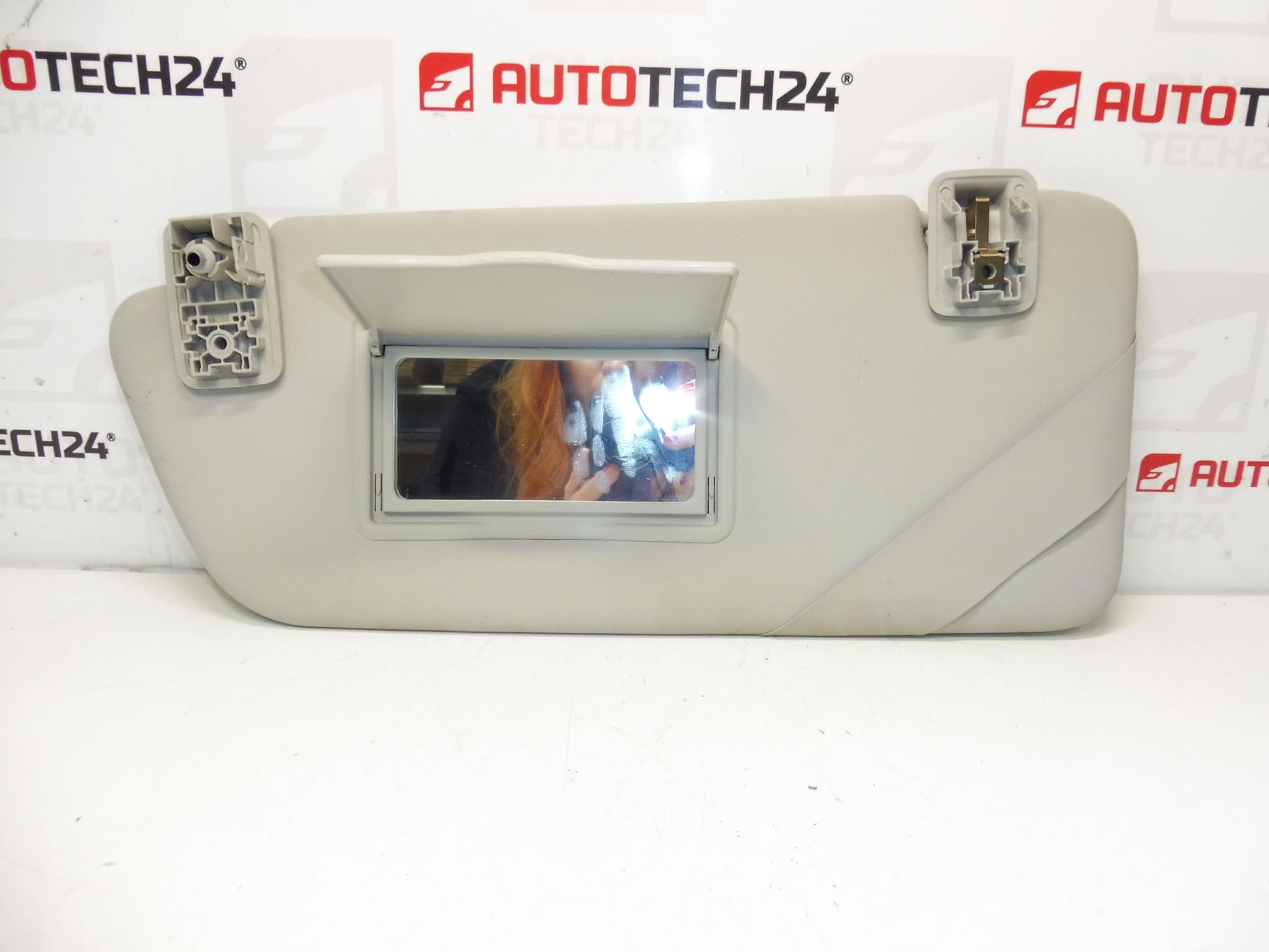 Napellenző Peugeot 308 bal 16115133BJ - Image 2