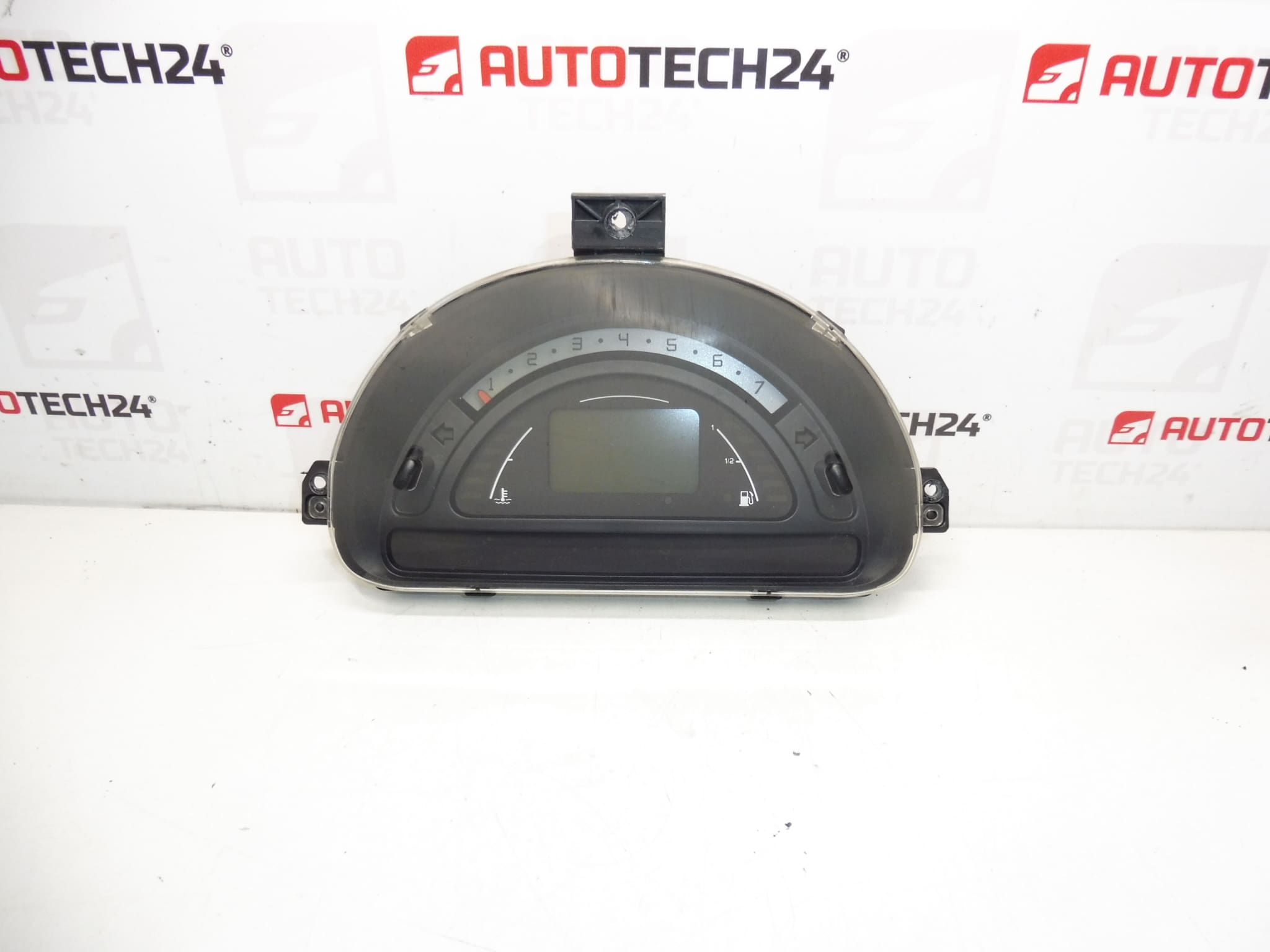 Tachométer Citroën C2 C3 SensoDrive 145000 km 9650735480
