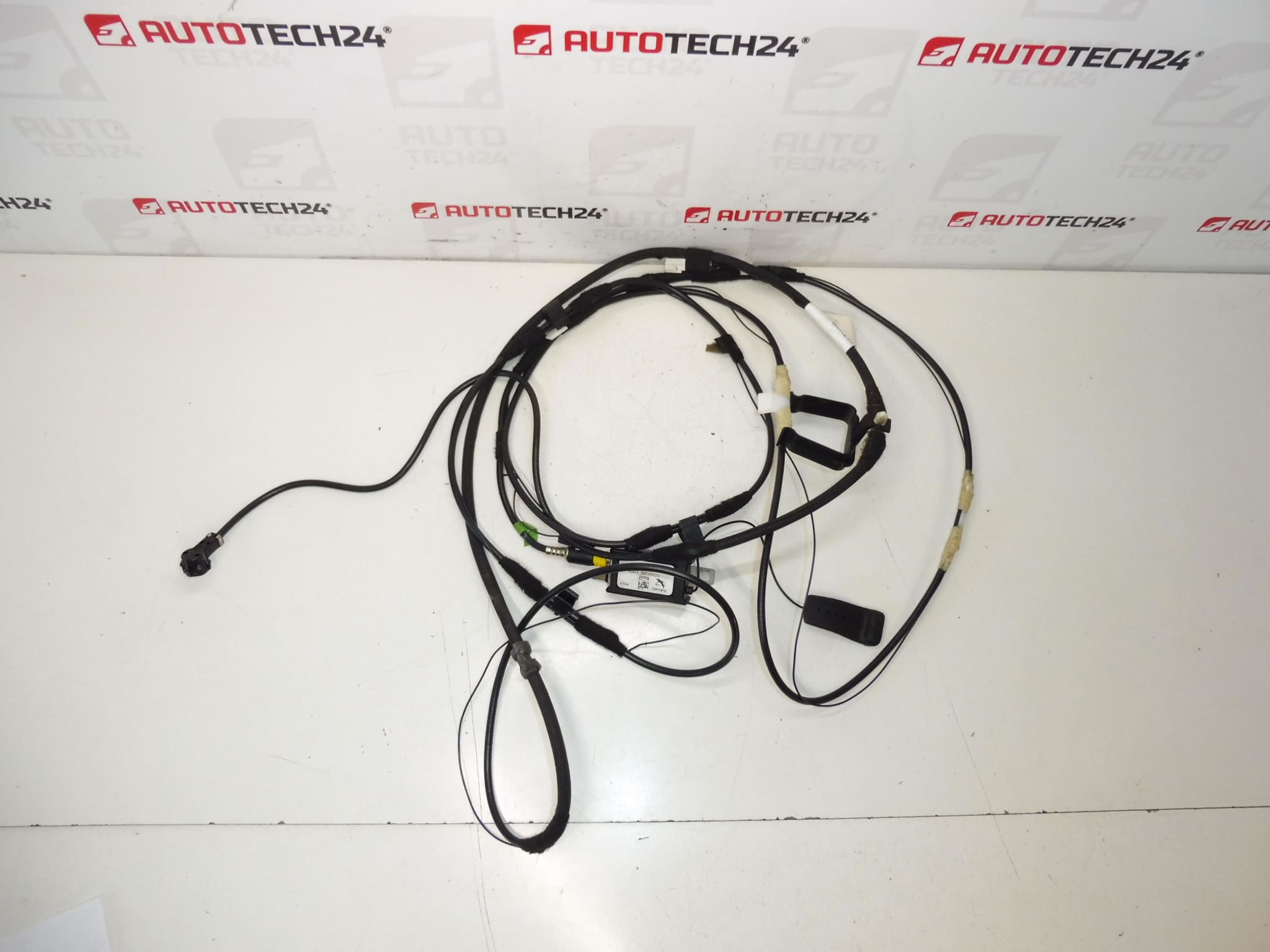 Antenna kábel Citroën C8 Peugeot 807 1489134080 1494844080