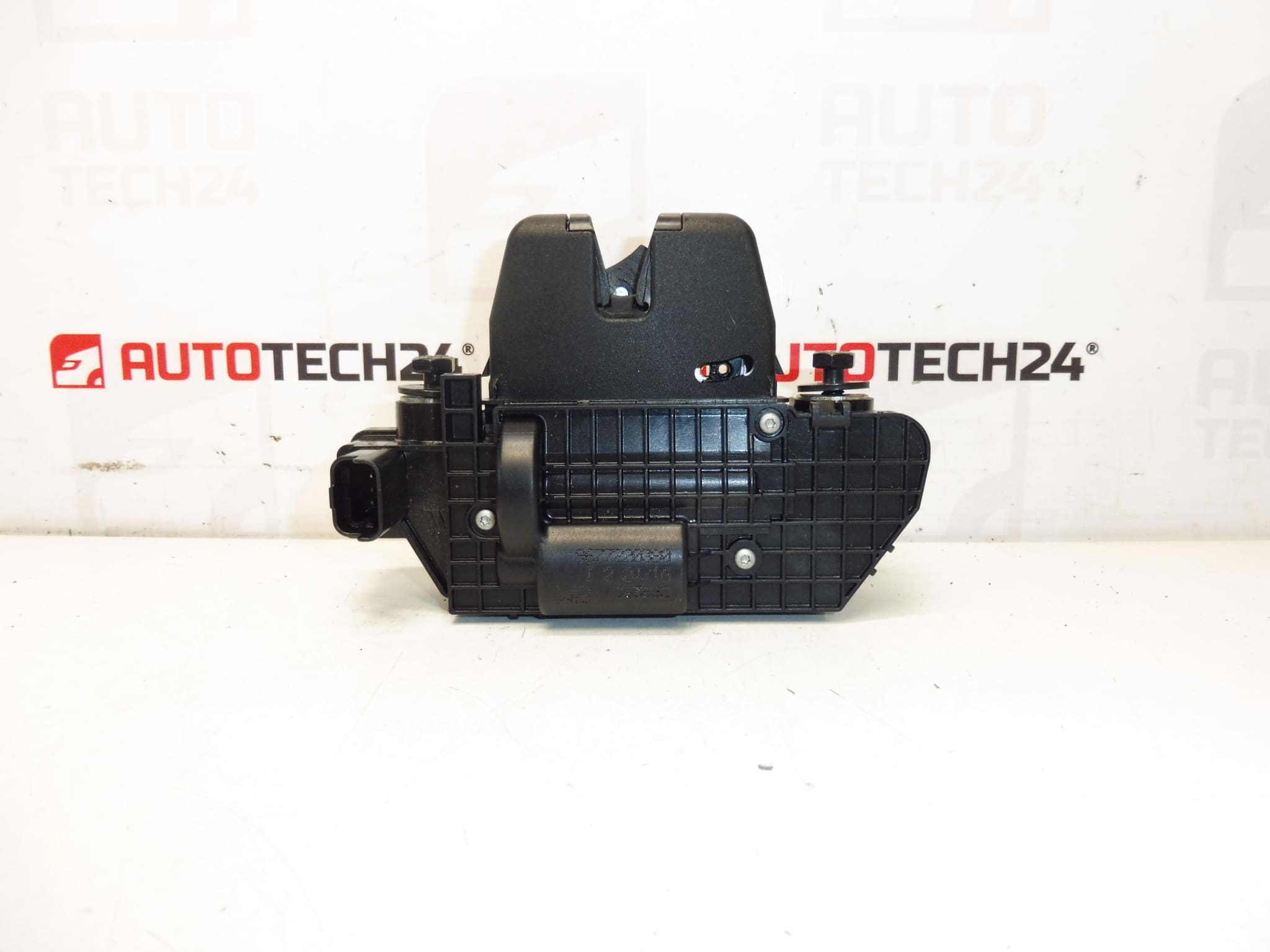 Citroën C-Elysée Peugeot 301 967220380 Hátsó fedél zár