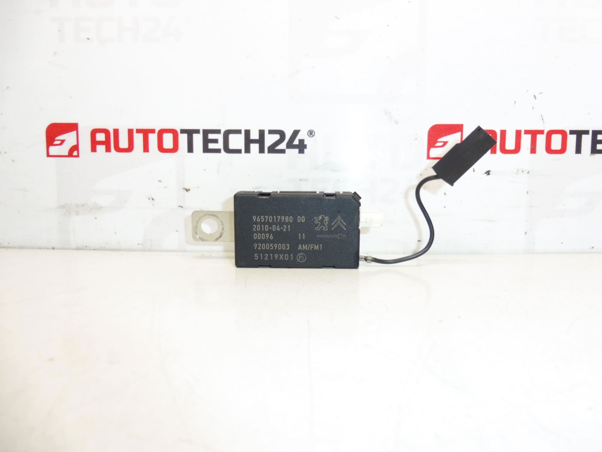 Antenna modul FM2 Citroën Peugeot 9657017980
