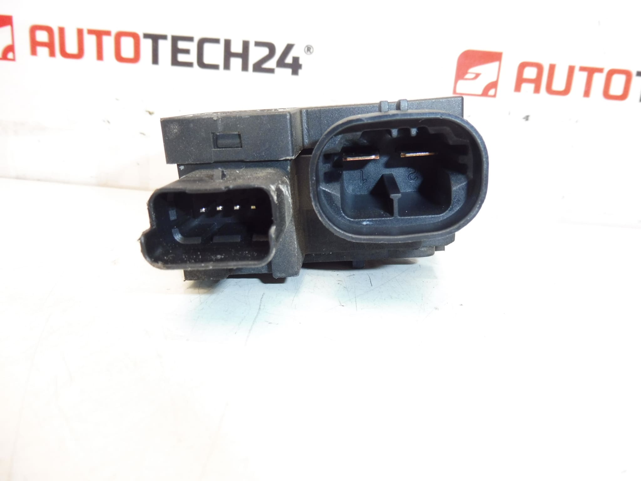 Omron Sahará Ellenállás Citroën Peugeot 9662872480 1267J5 - Image 2