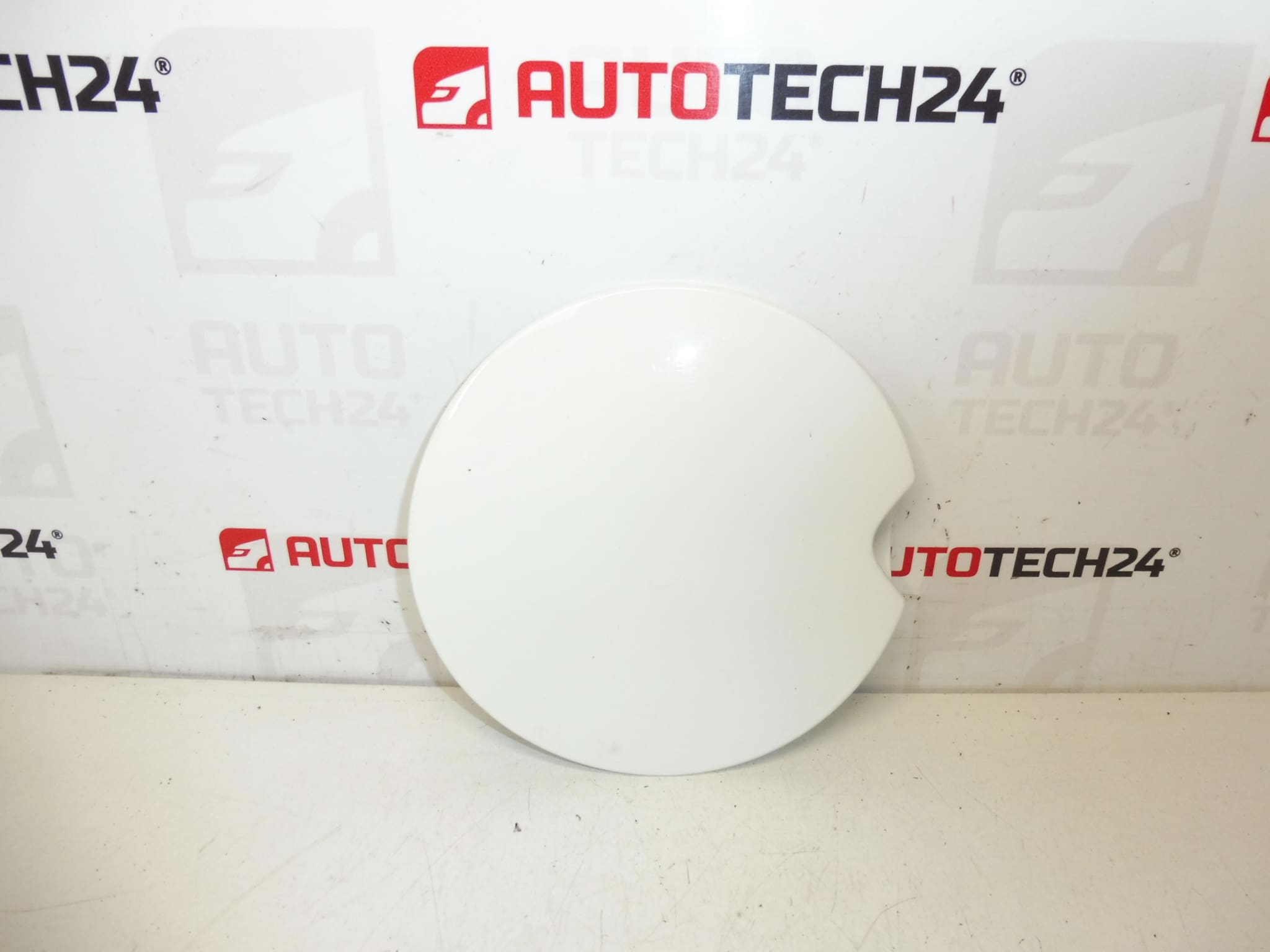 Peugeot 207 EWP 1517F2 tartály borítás