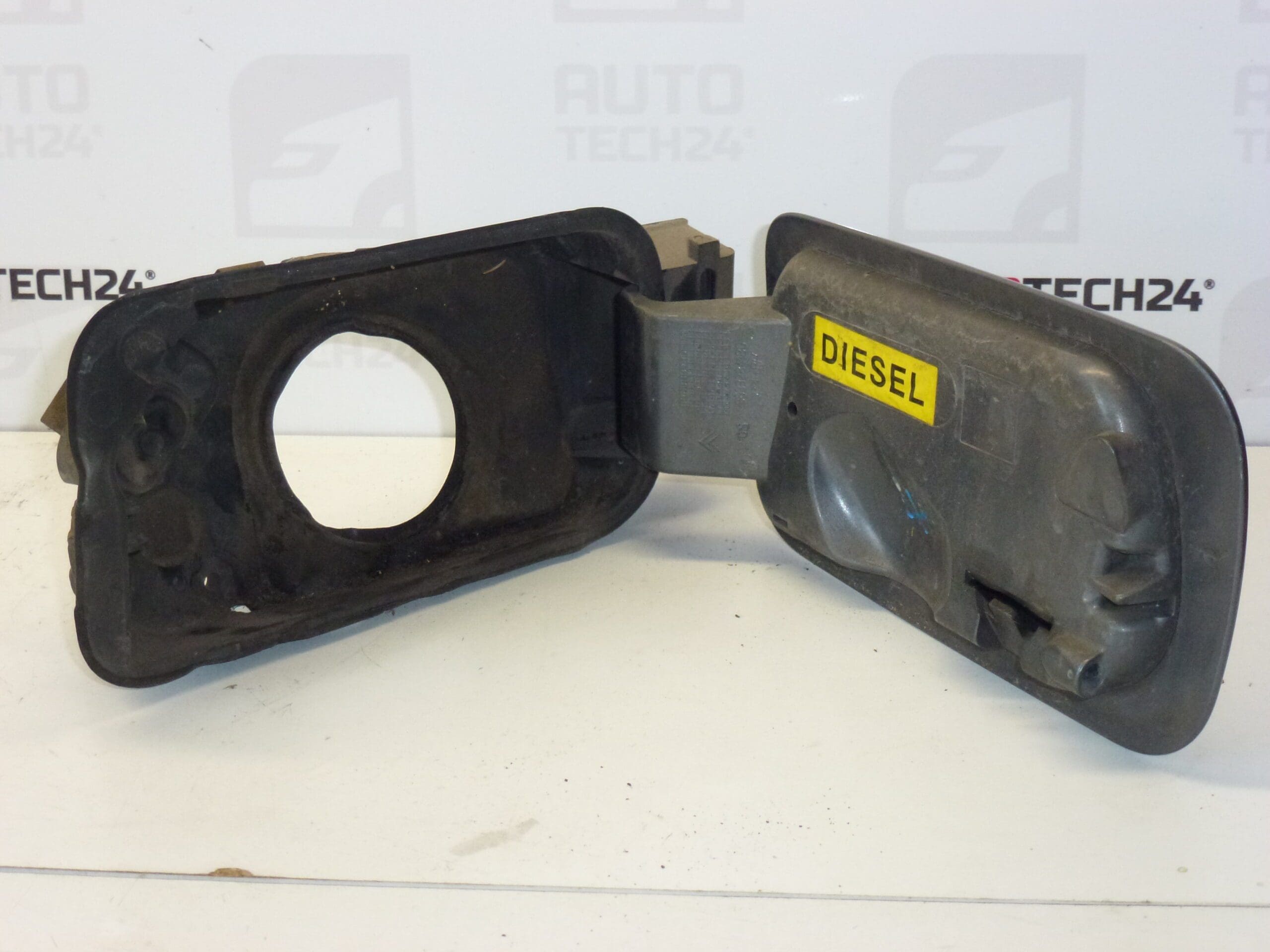 Üzemanyagtank Fedél Citroën C5 9633284180 151784 EYTC - Image 2