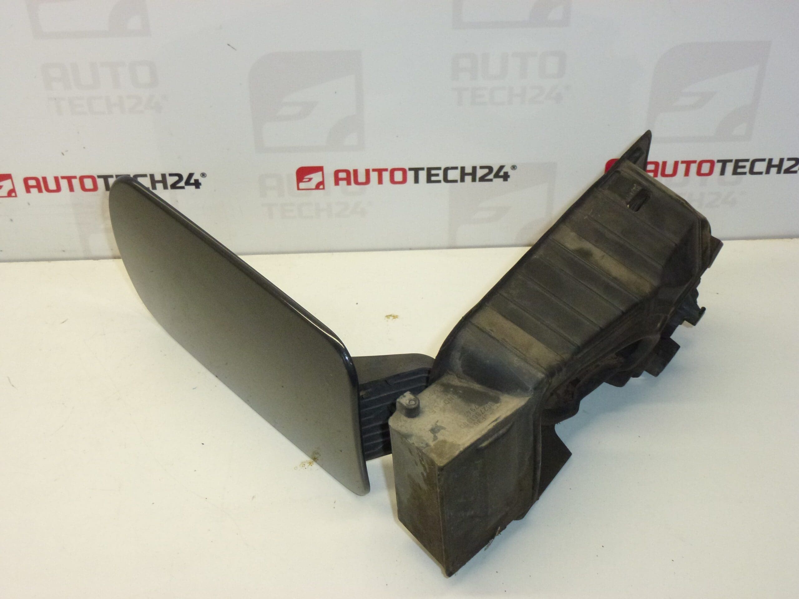 EYPC Üzemanyag Tank Fedél Citroën C5 9633284180 - Image 2