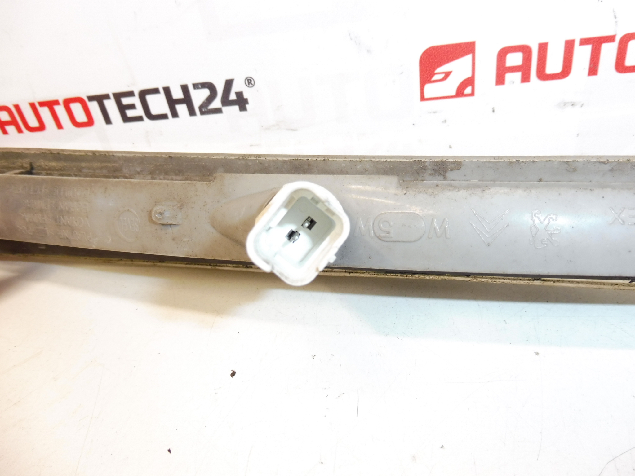 Jobb fényszóró Peugeot 807 630397