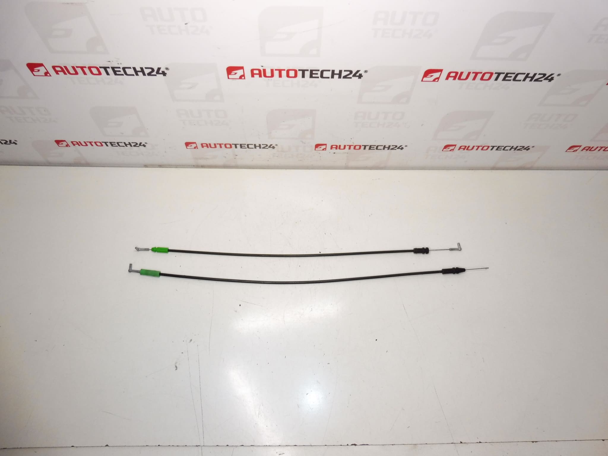 A bal oldali ajtó kábelei Citroën C-Crosser Peugeot 4007 9151CF 9151CH