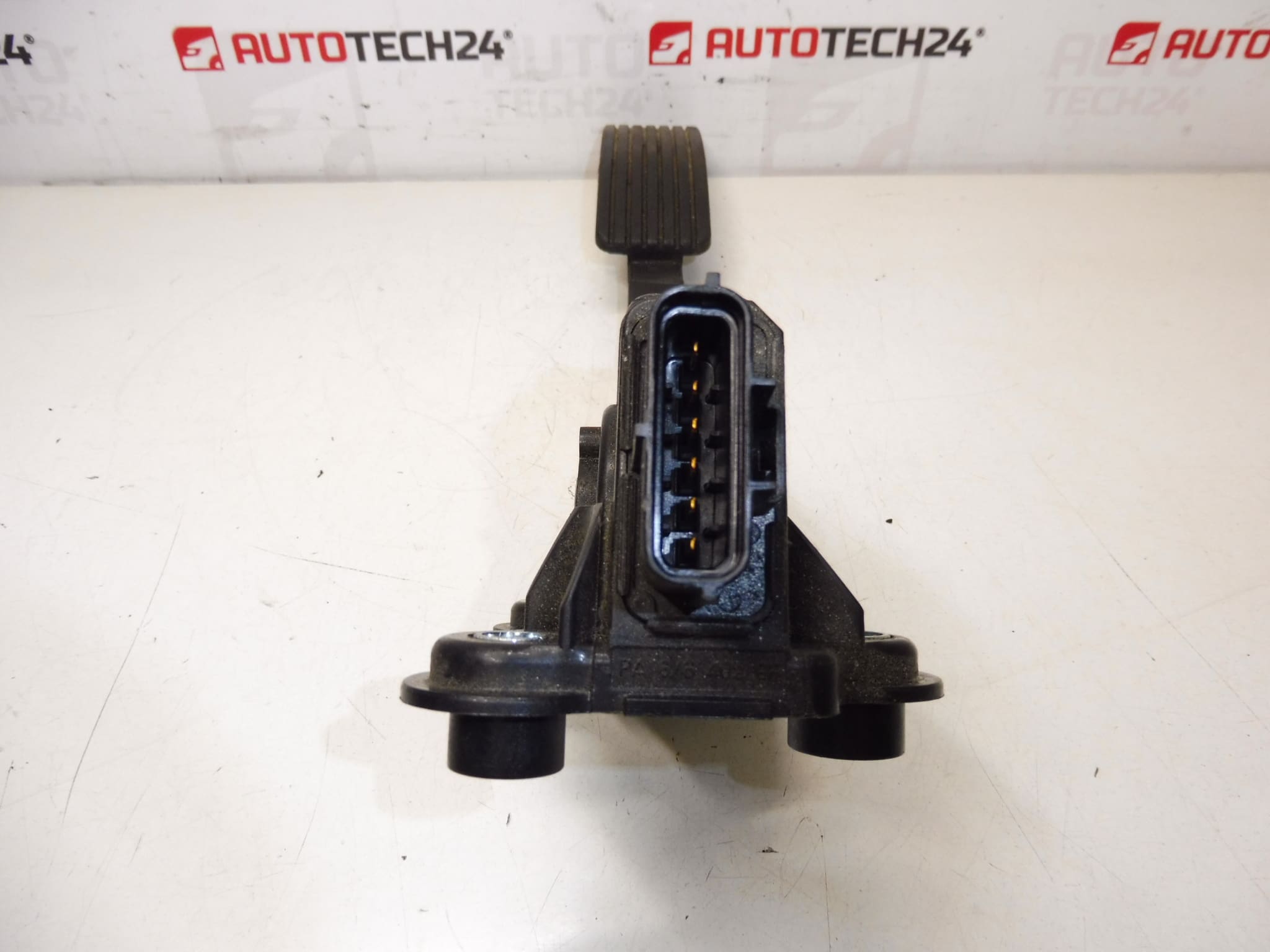 Citroën C-Crosser Peugeot 4007 1600A102 1601CL - Image 2