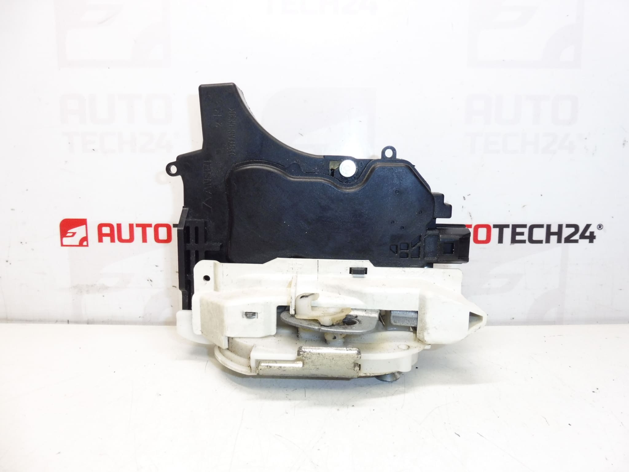 Citroën C-Crosser Peugeot 4007 9136cq jobb bejárati ajtó