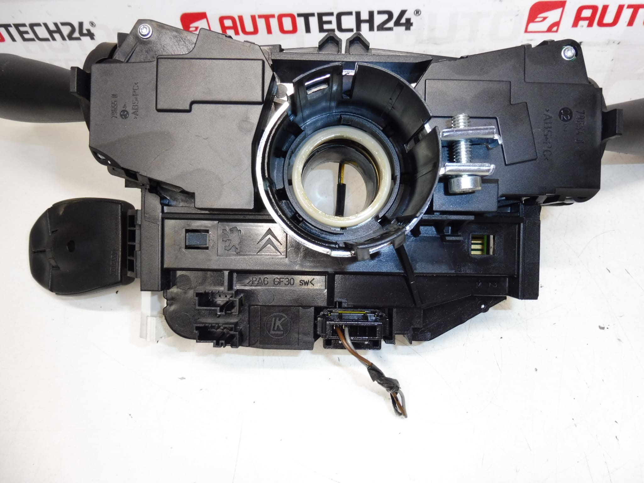 Driver Citroën C3 DS3 96667324XT 624340 - Image 2