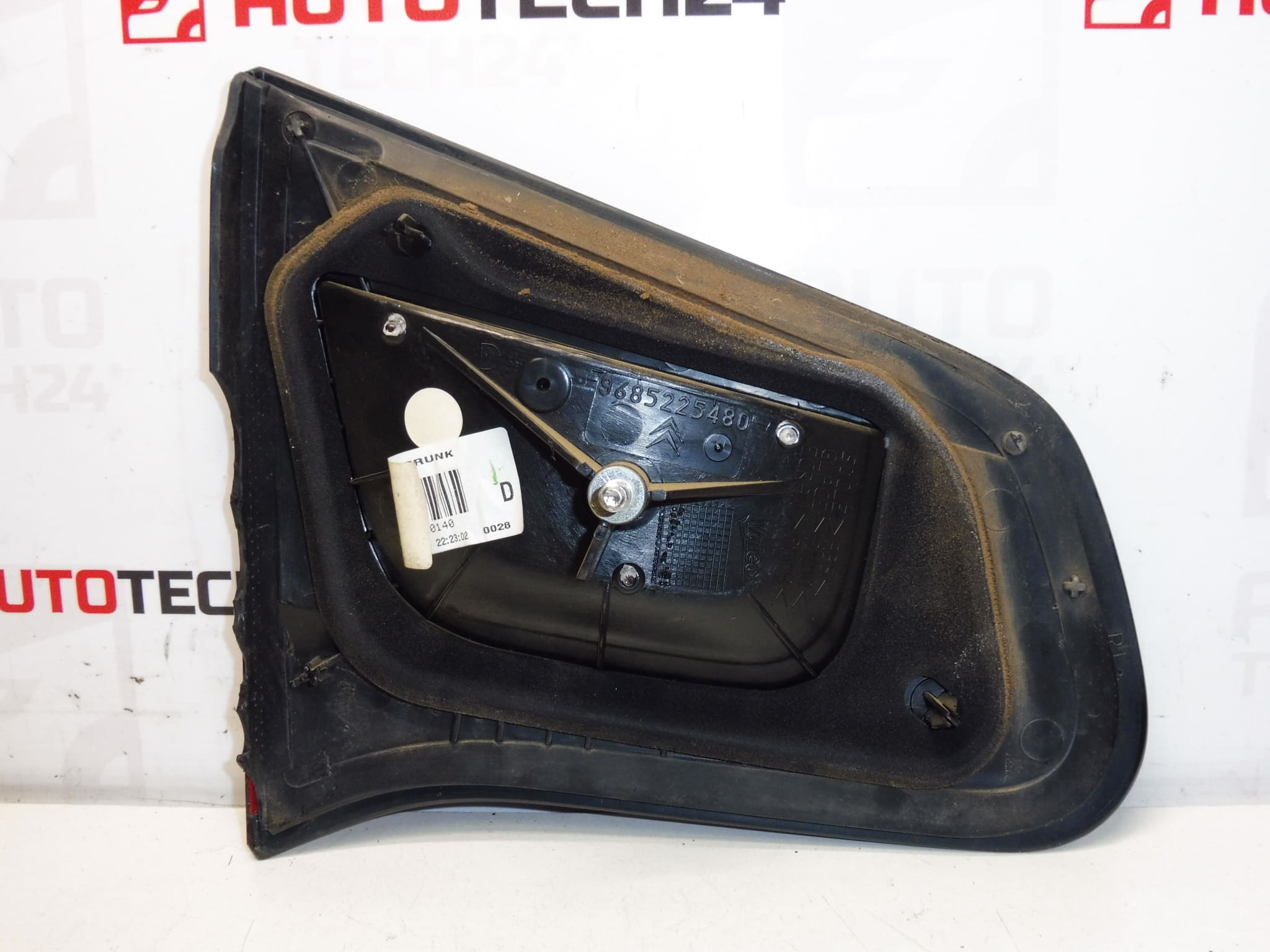 Jobb hátsó lámpa fedél Citroën C3 II 89090140 - Image 2