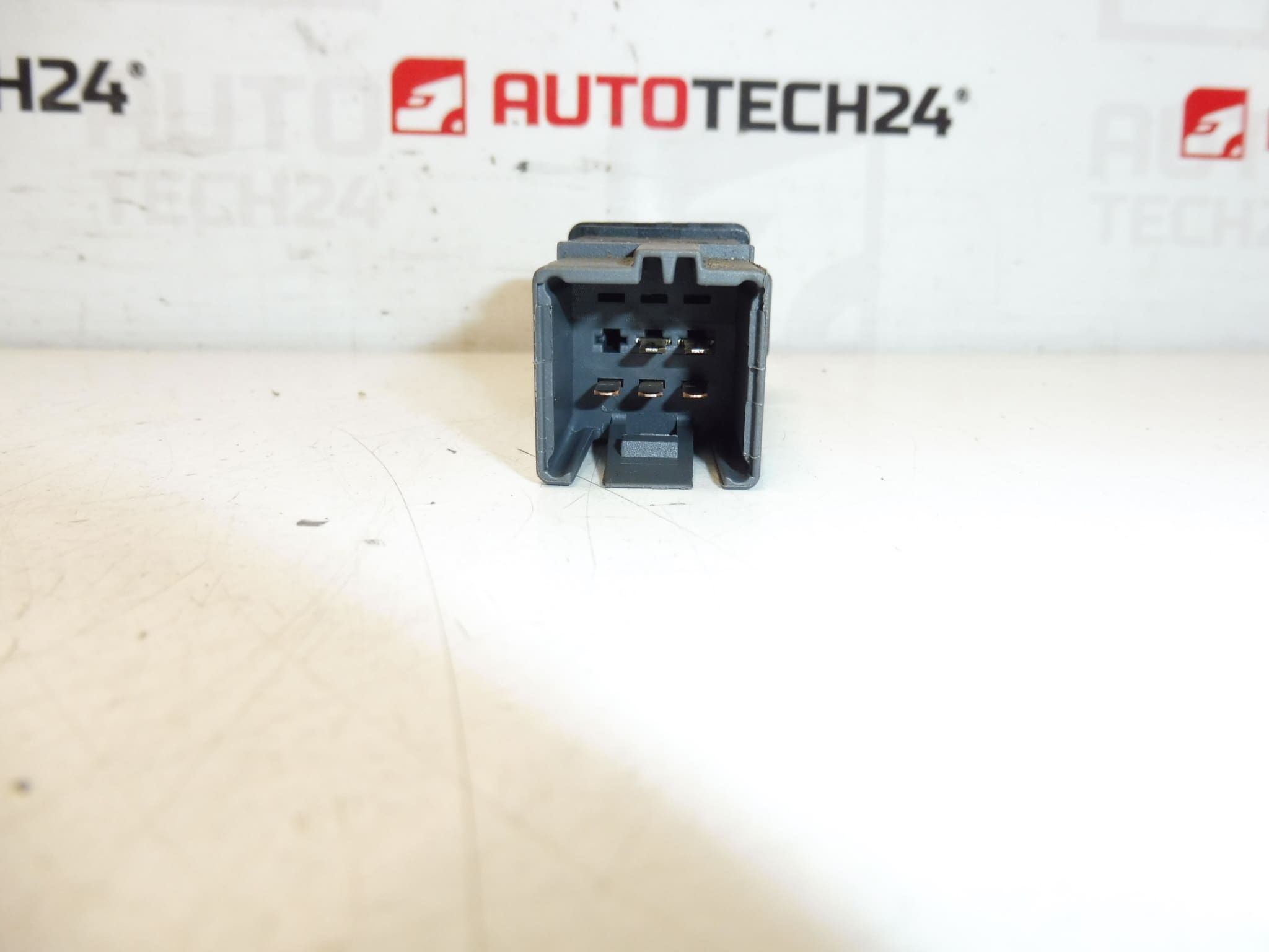 Citroën Xsara 6554Ck hátsó ablakkapcsoló - Image 2