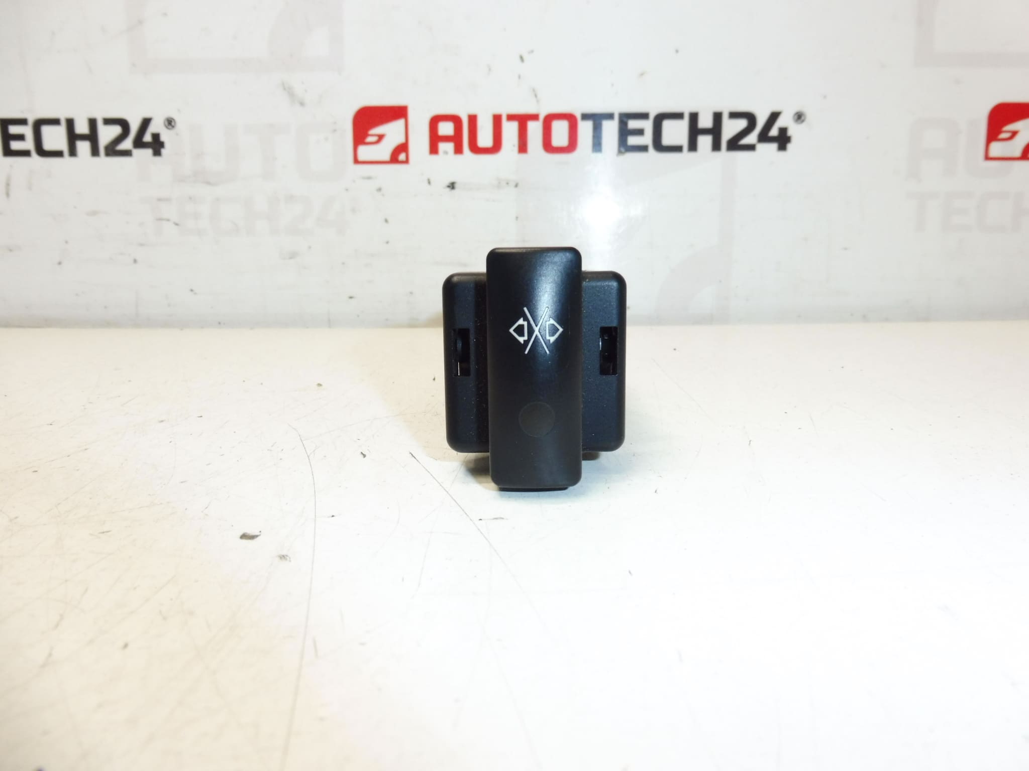 Citroën Xsara 6554Ck hátsó ablakkapcsoló