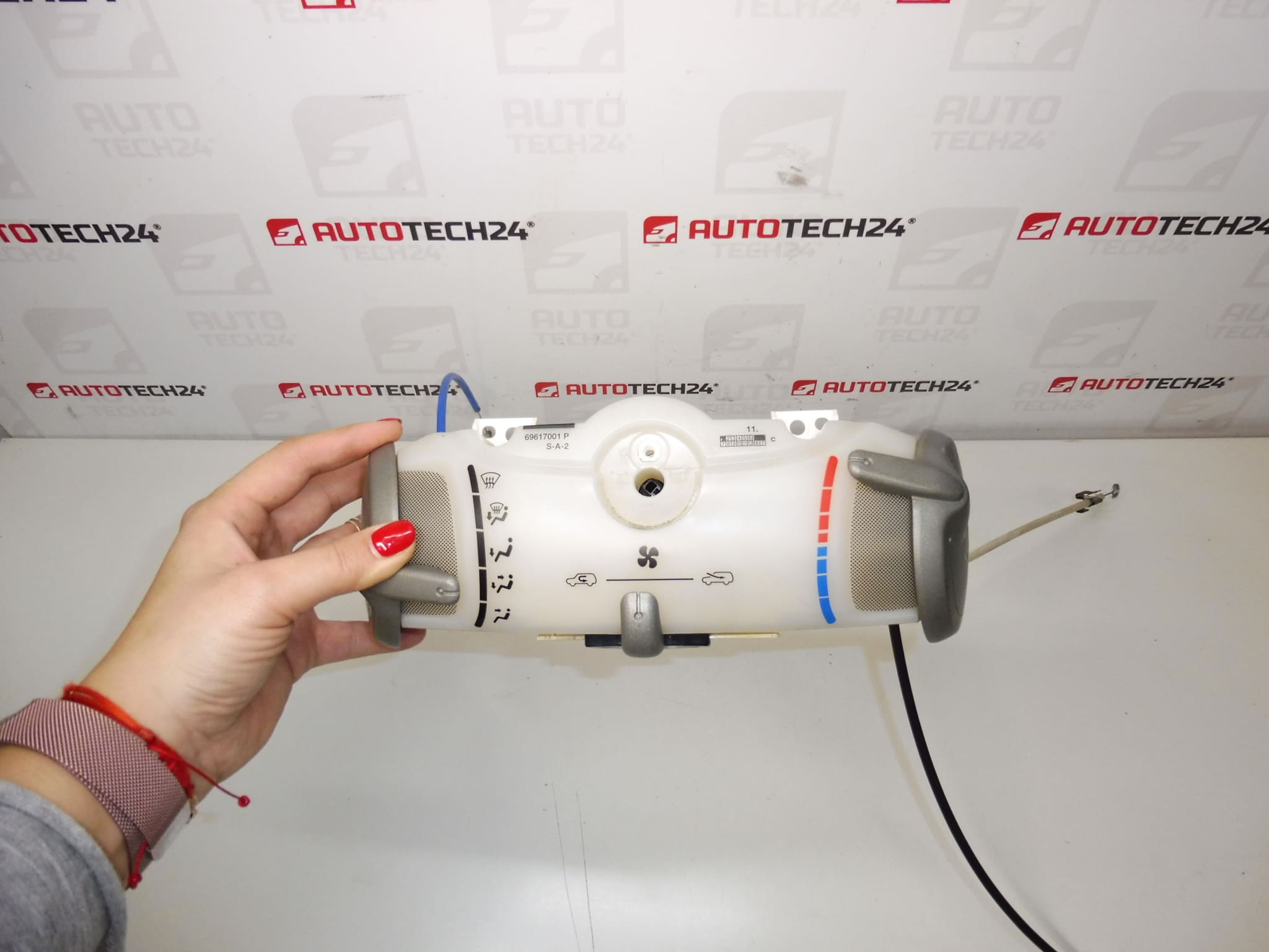 Klíma vezérlés Citroën Peugeot 55900-0H040 55900-0H020 rudakkal