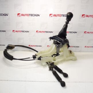 Lakonok egy változó citroën peugeot 2400fs 2444g -vel