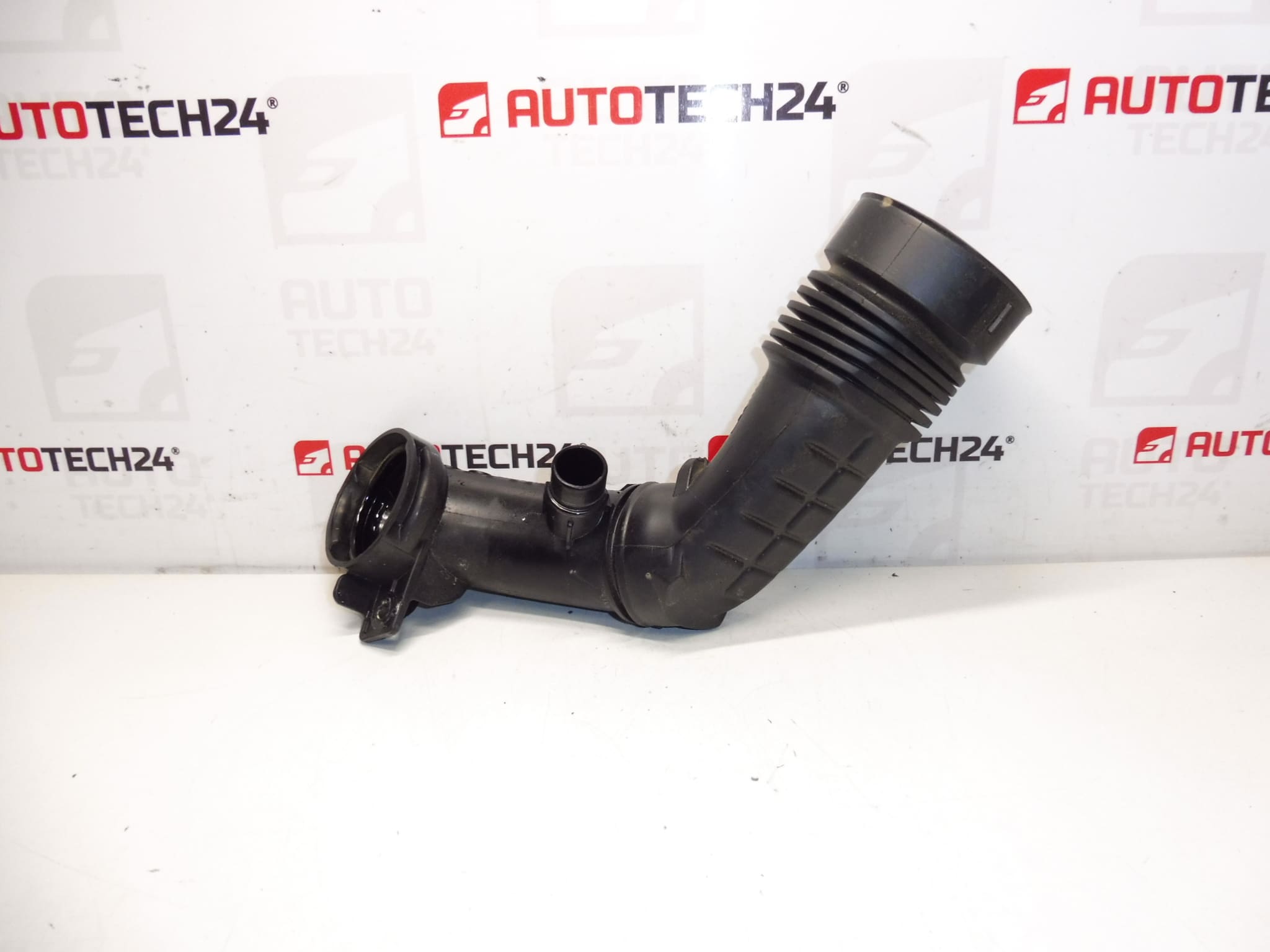 Légcsatlakozás 1.5 HDI Citroën Peugeot 9810921180