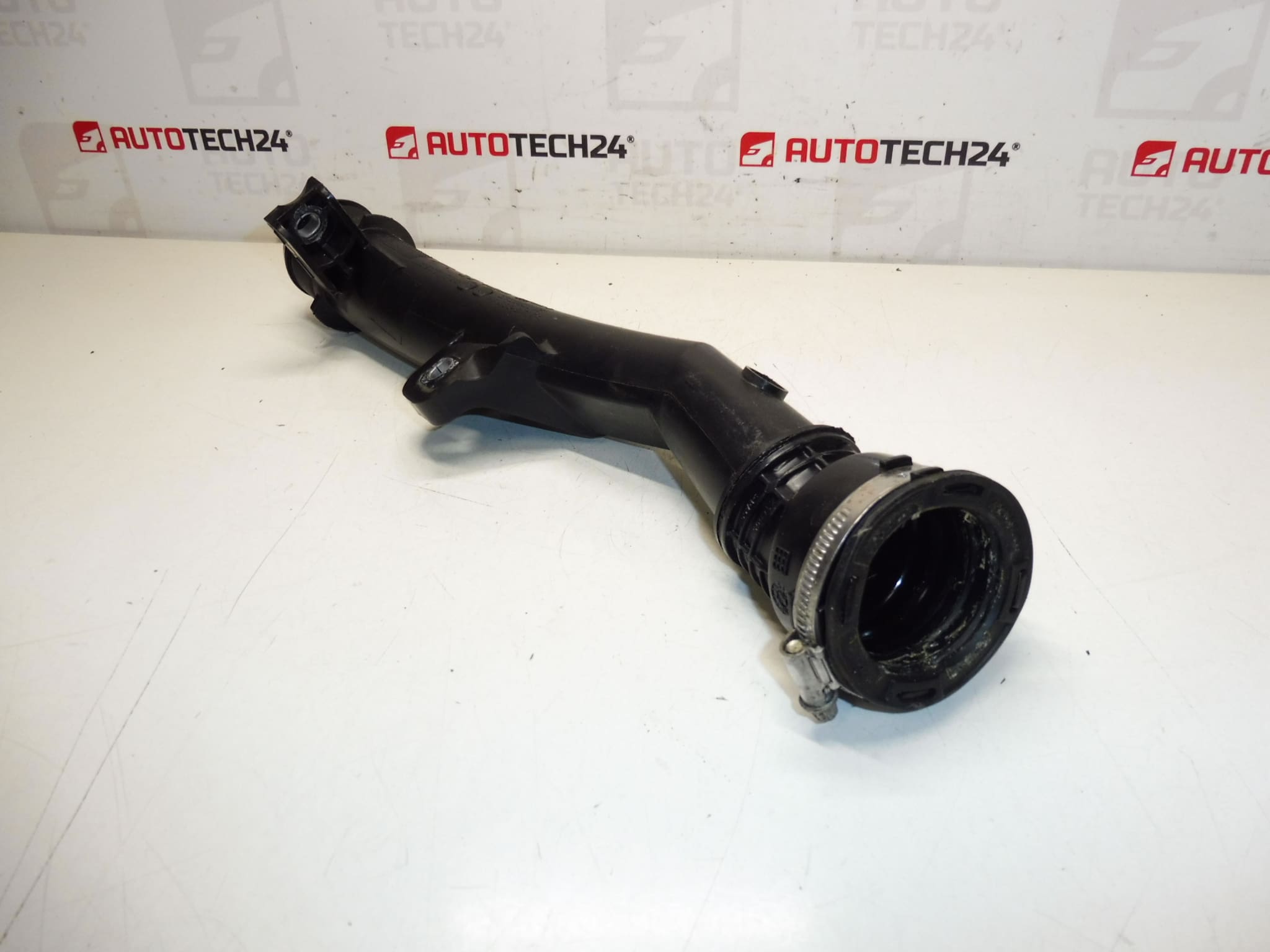 Légcsatlakozás 1.5 HDI Citroën Peugeot 9831710780 - Image 2