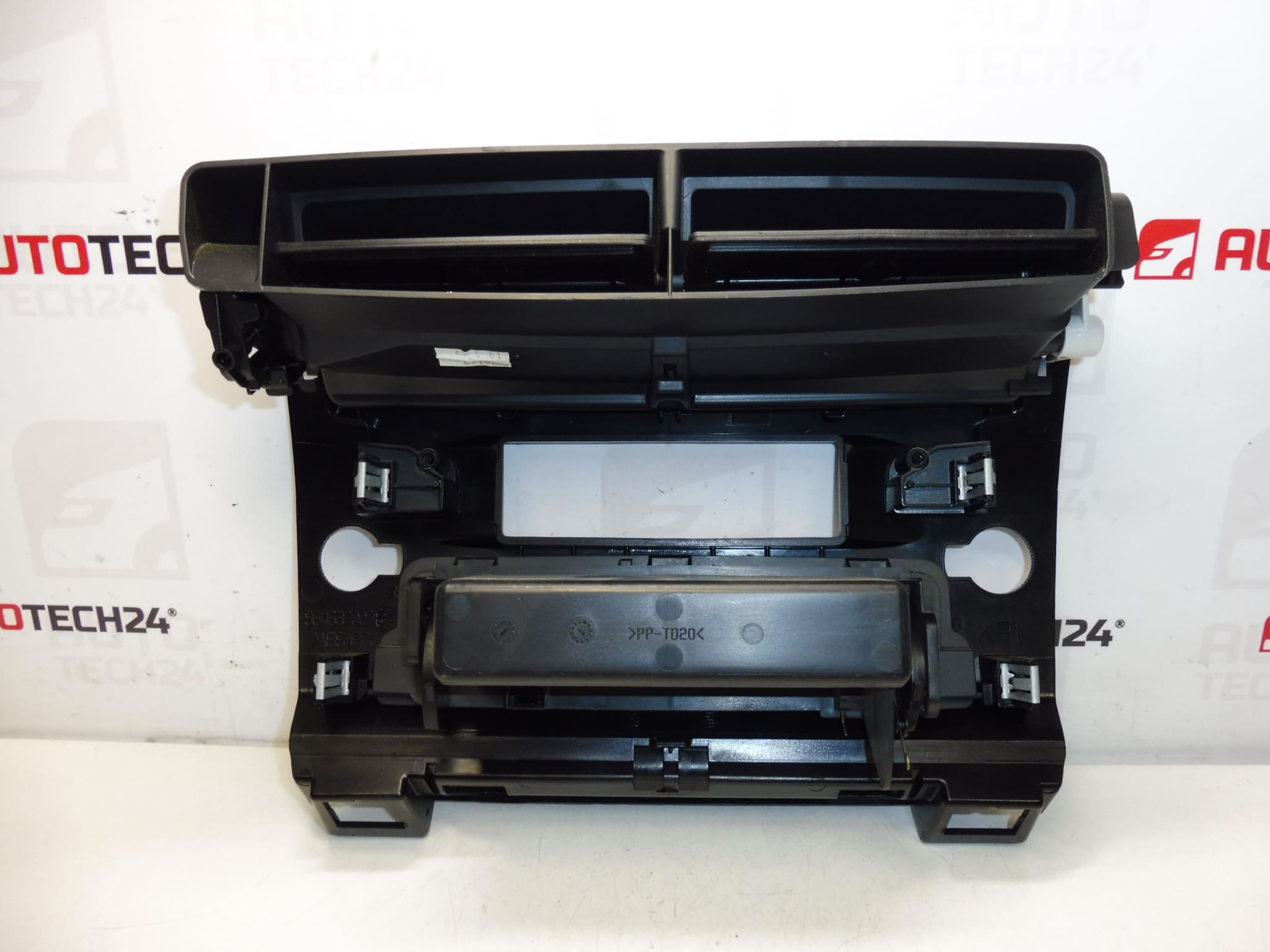 Szellőzők központ Citroën C4 9646338277 8212YK - Image 2