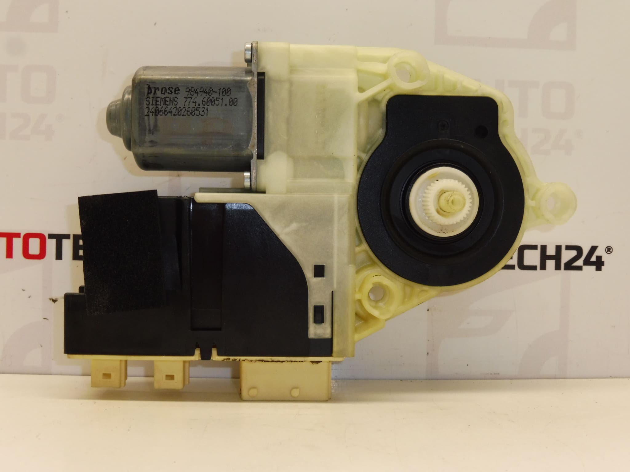 Utasablak motor Citroën C4 9647441780 9222R4 - Image 2