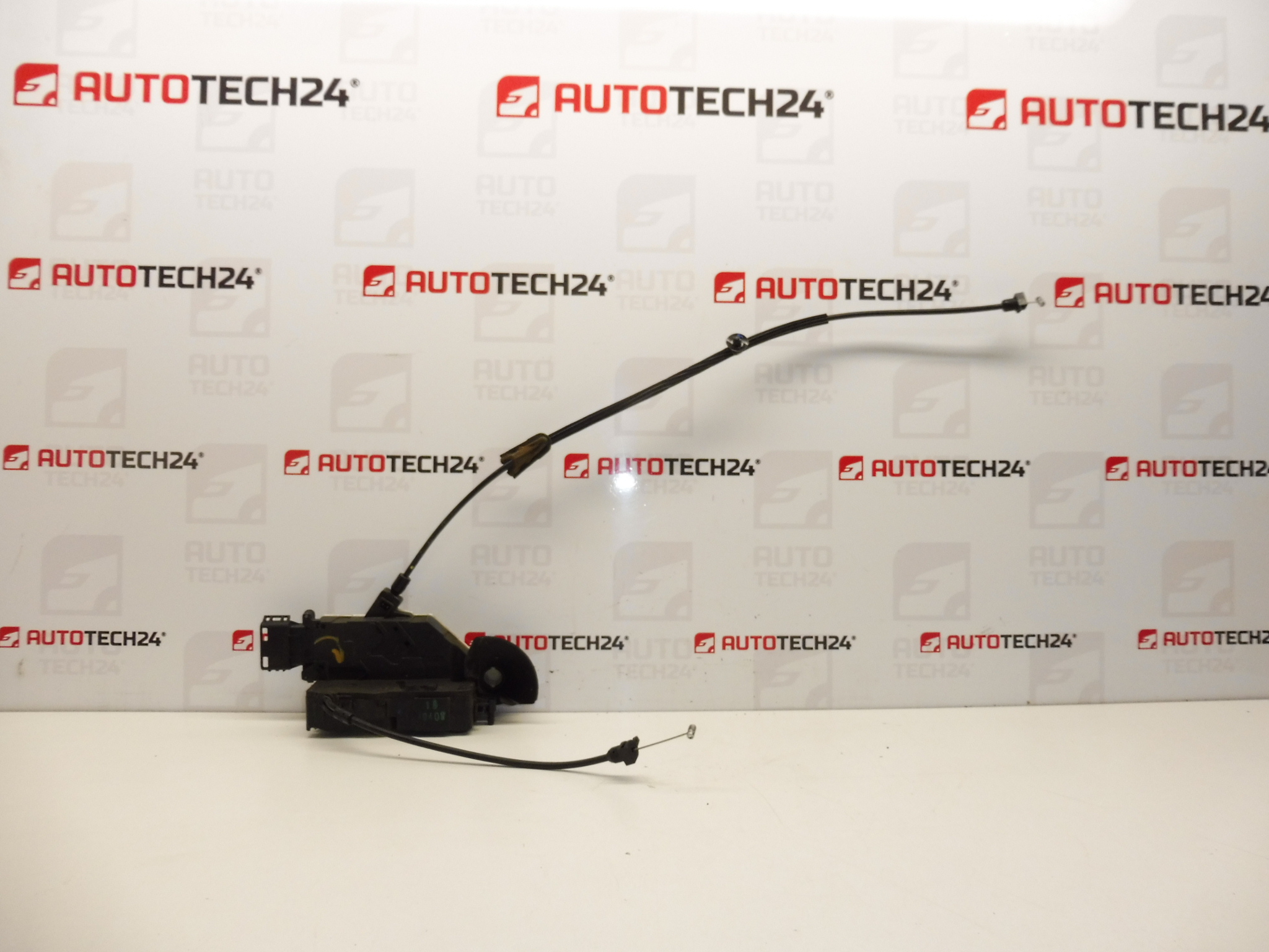 Peugeot 207 vezetőoldali ajtózár 24090816 24087819 24091816