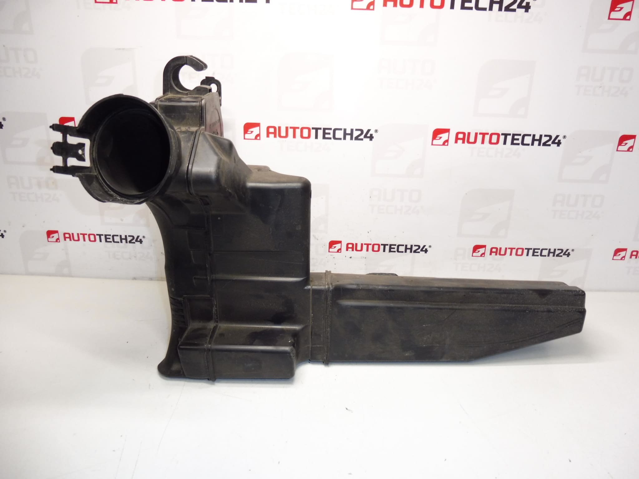 Légbeömlő rezonátor 1.4 VTI 70 kW 8FS Citroën Peugeot 9683339380 1436Q7 - Image 2