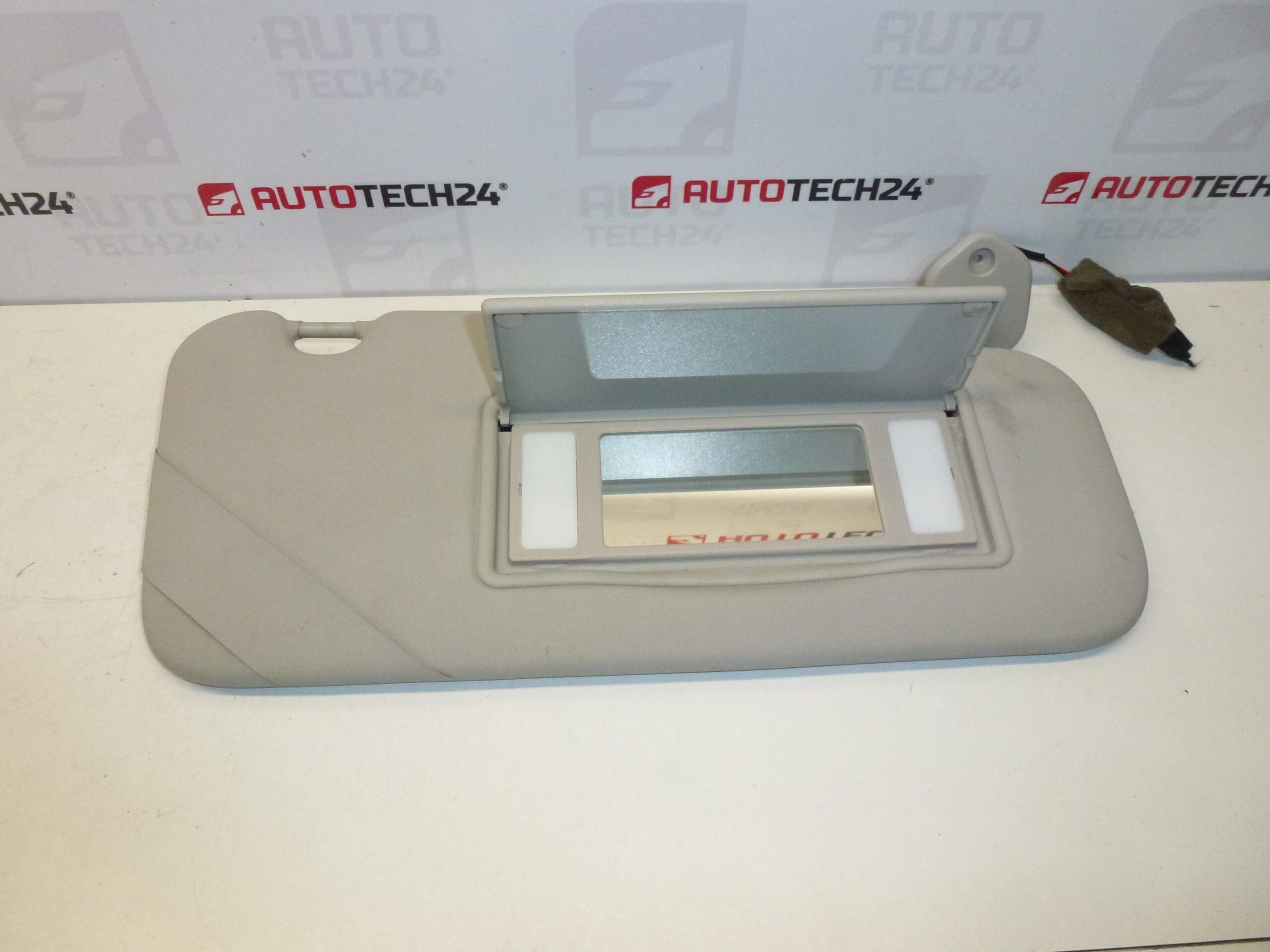 Napellenző Citroën C5 I II utas 8143NQ - Image 2