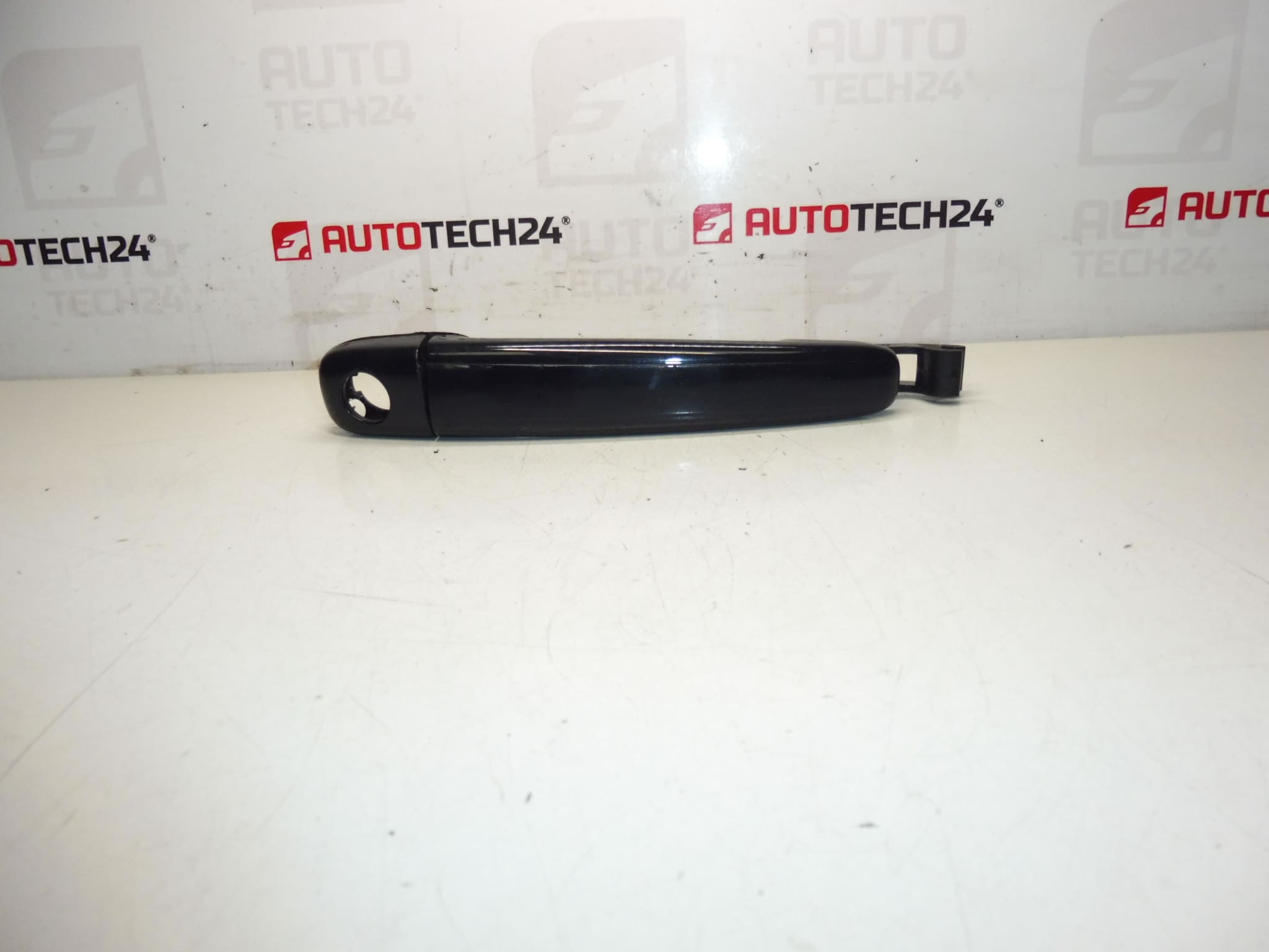 Vezetői ajtó kilincs Citroën Peugeot KTGA 9101W9