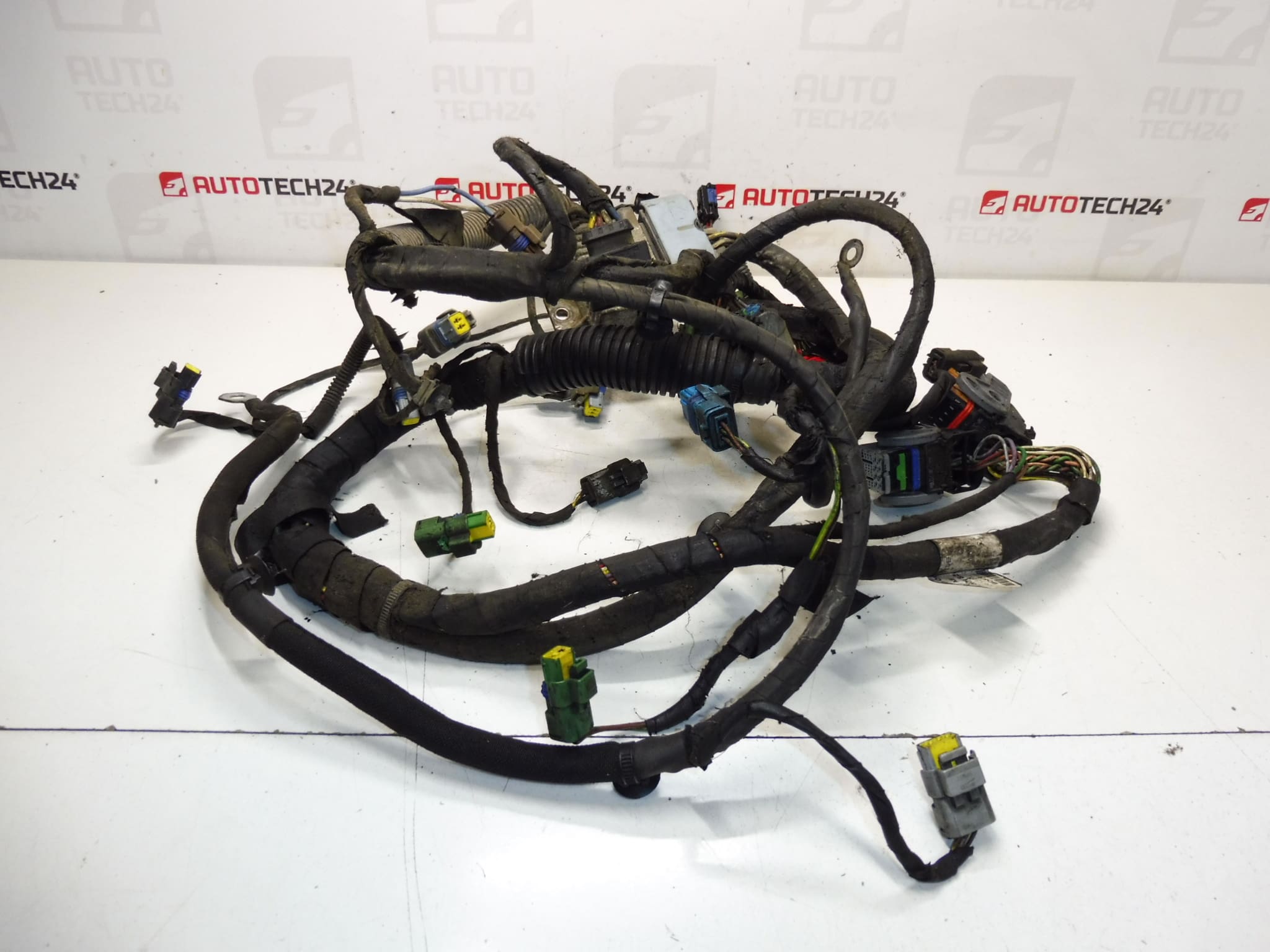 Motor szerelvény Citroën Peugeot 1.4 HDI 66 kw 9650182080 6558NJ - Image 2