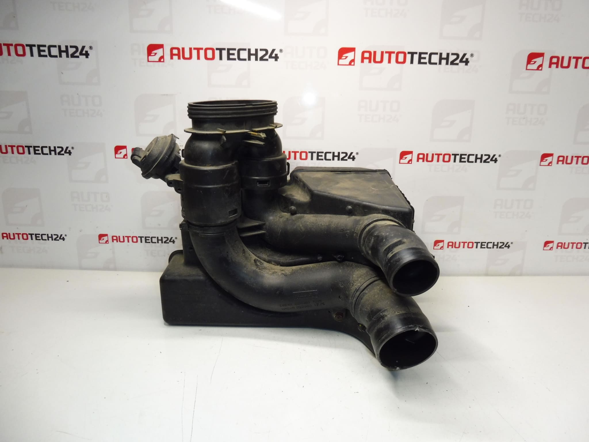 Szűrődoboz Citroën Peugeot 2.0 i 9643586380 9646189680