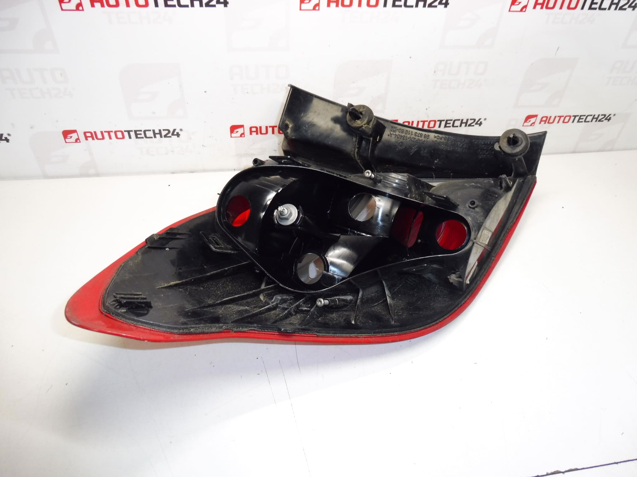 Jobb hátsó lámpa külső Citroën C4 II 9687311980 - Image 2