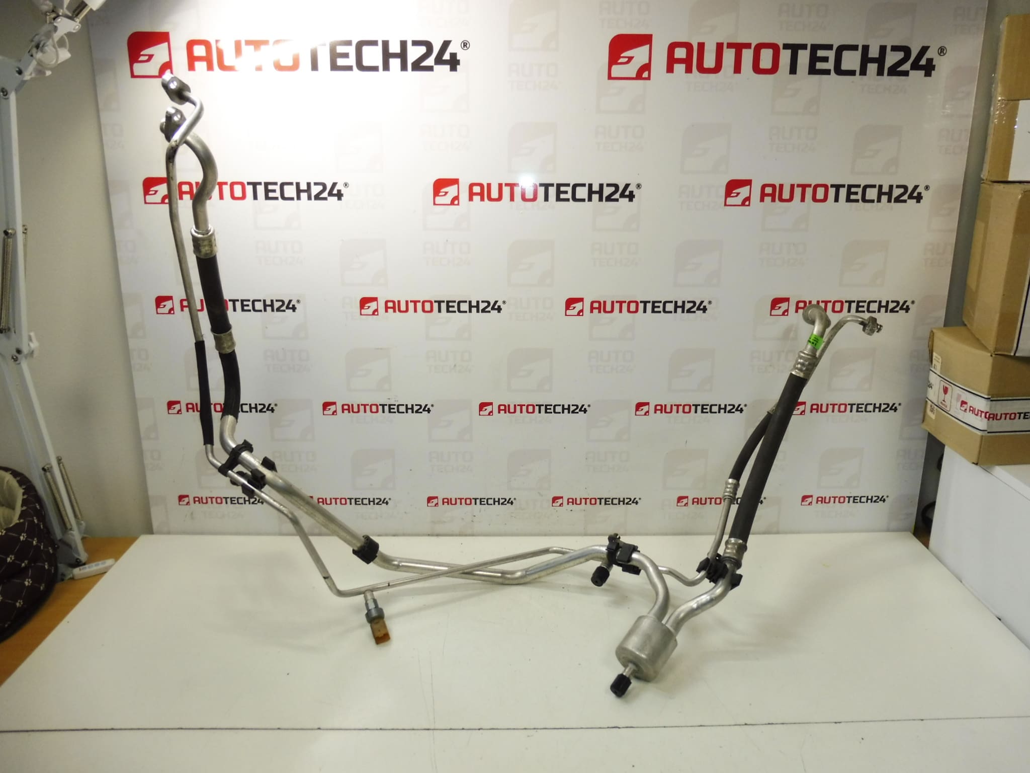 Klímacső Citroen Peugeot DS 9670651880 6477Z9