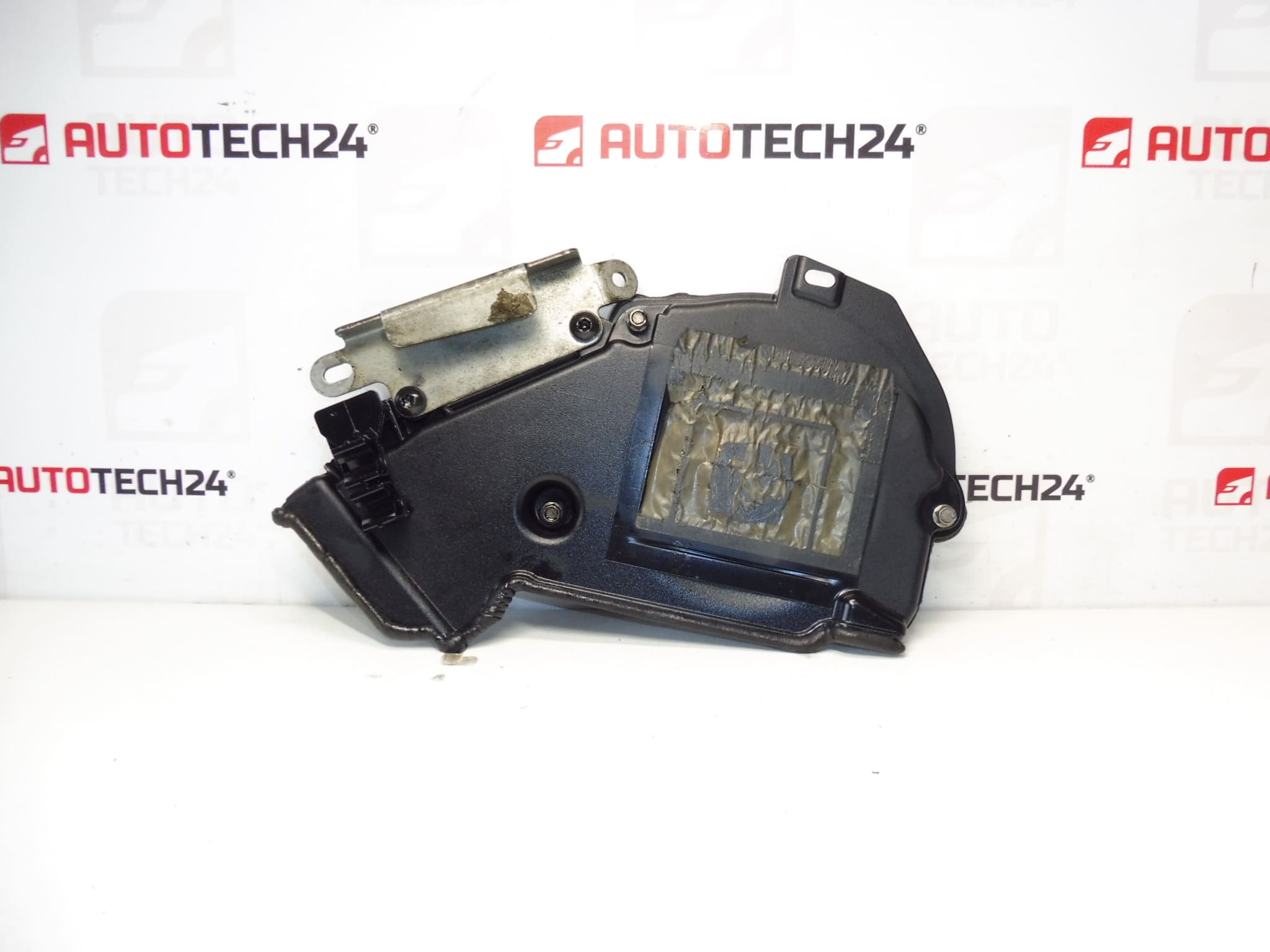 Vezérműburkolat Citroën Peugeot 1.6 HDI 9684193080 0320AJ