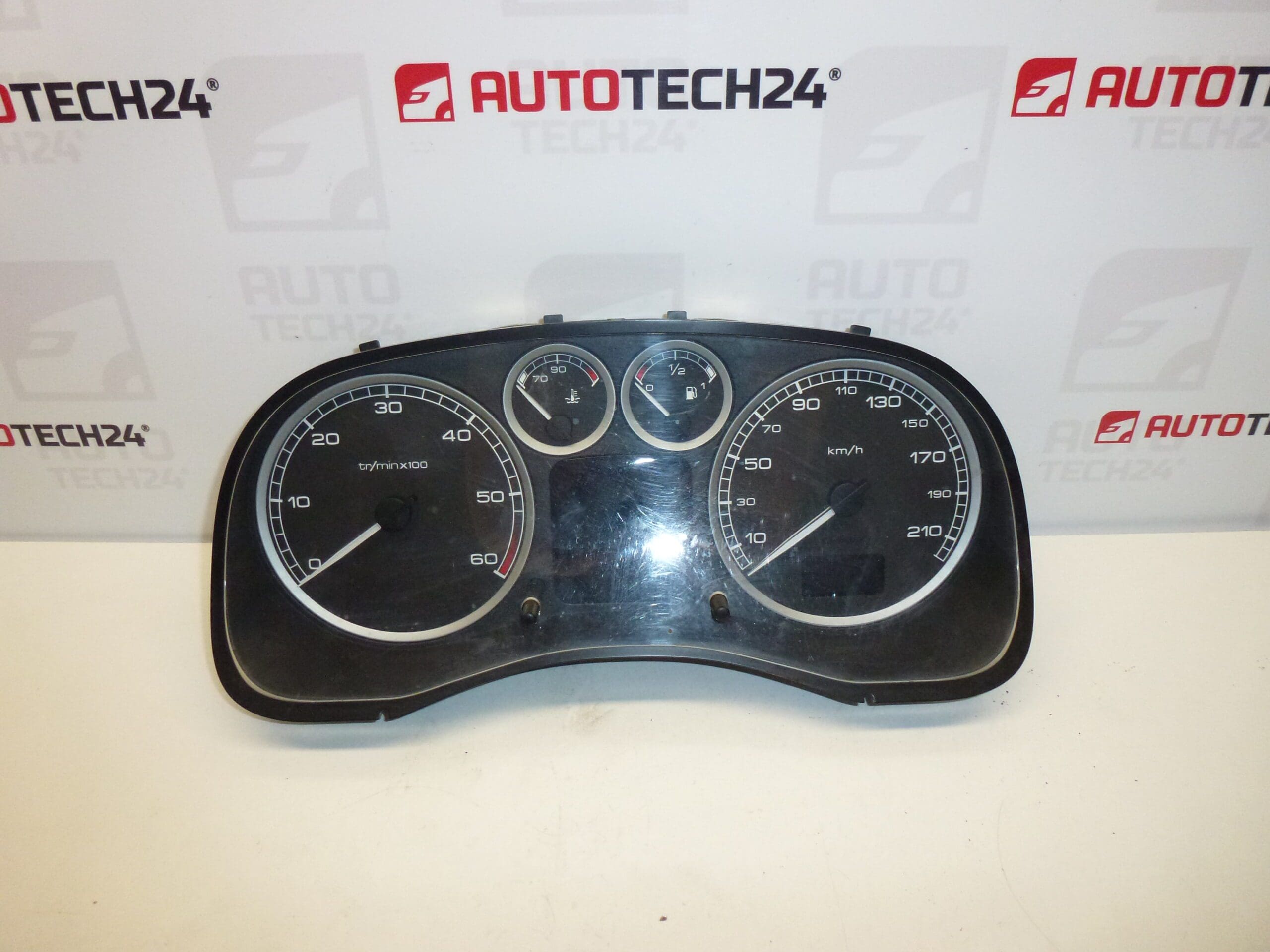 Tachométer Peugeot 307 168 ezer km 9651299680 6104ZS