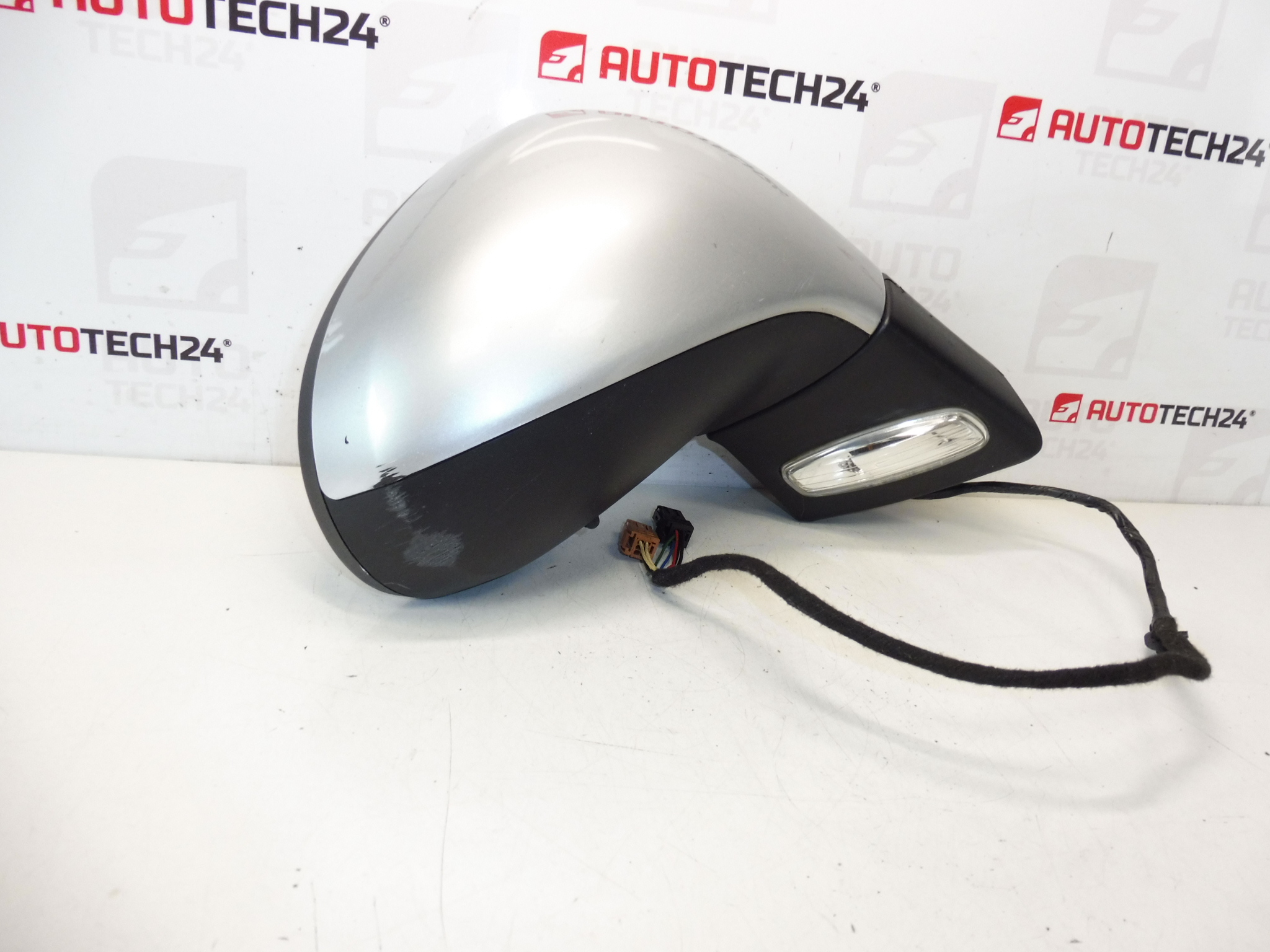 Jobb visszapillantó tükör Peugeot 207 EZRC 96806501XT 8149ZH
