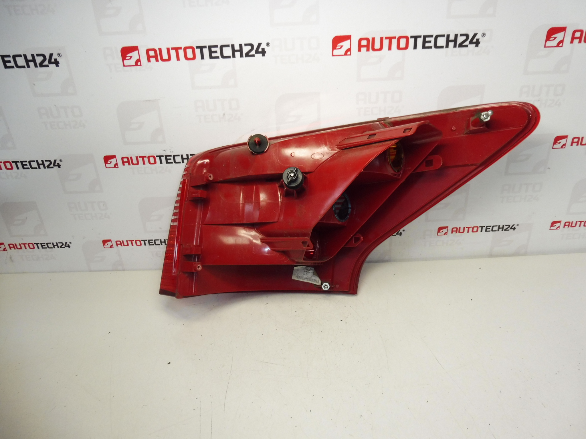 Bal Hátsó Lámpa Peugeot 407 SW 9641948780 6350T3