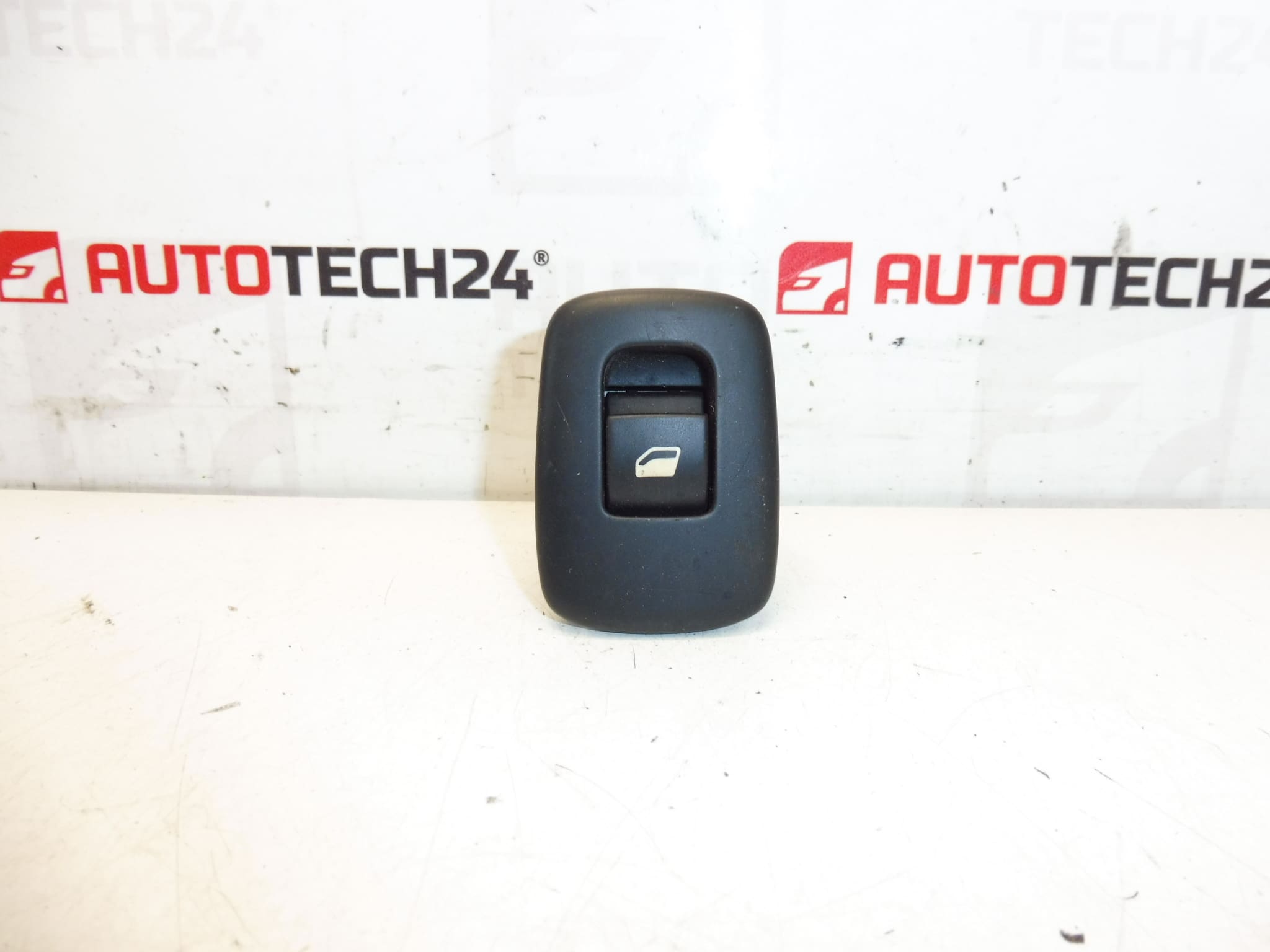 Ablakemelő Citroën C3 II (A51) 96637535XT 6490CJ