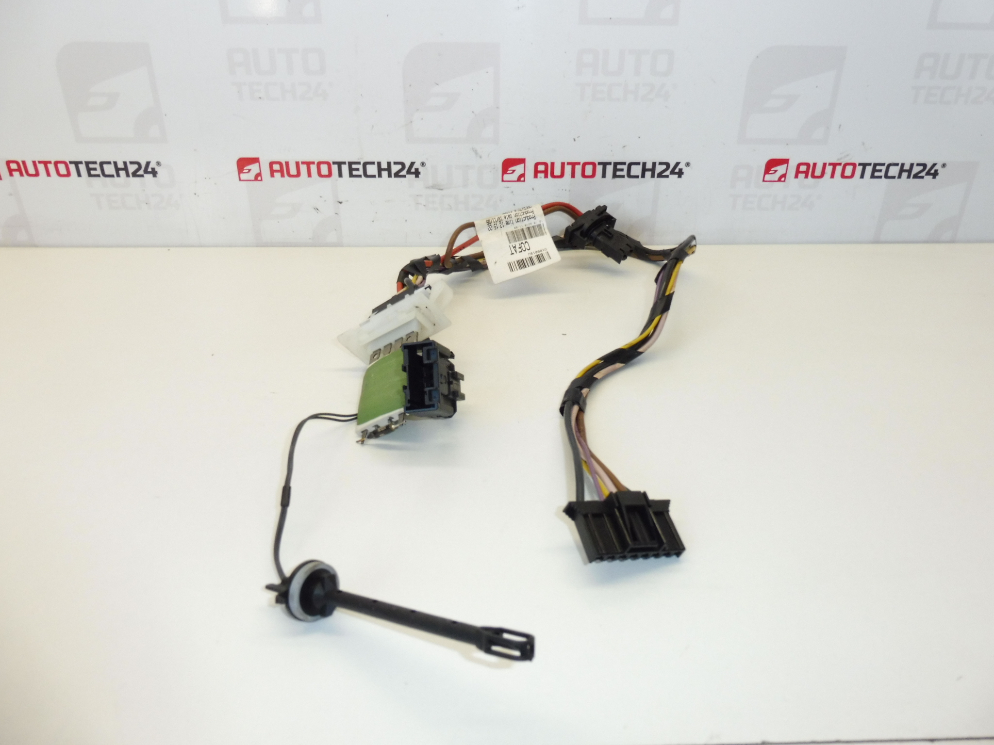 Klimatizáló Összekötő Valeo Peugeot 207 0106019U 6445ZZ 643674