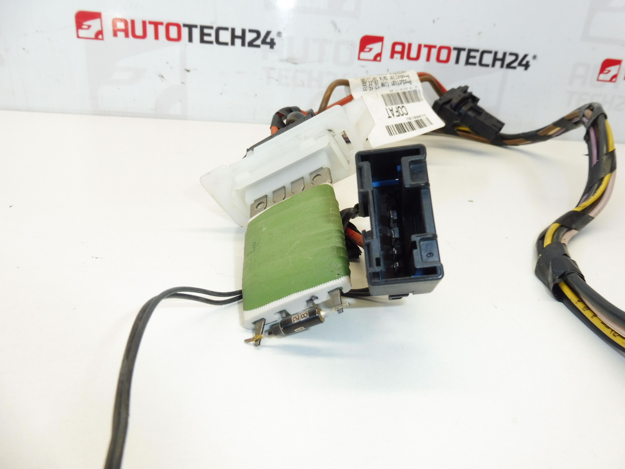 Klimatizáló Összekötő Valeo Peugeot 207 0106019U 6445ZZ 643674