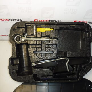 Szerszámkészlet, emelő, kerékkulcs, vontatófül Citroën C4 PICASSO 6736A7 674418 672594 671809 671739