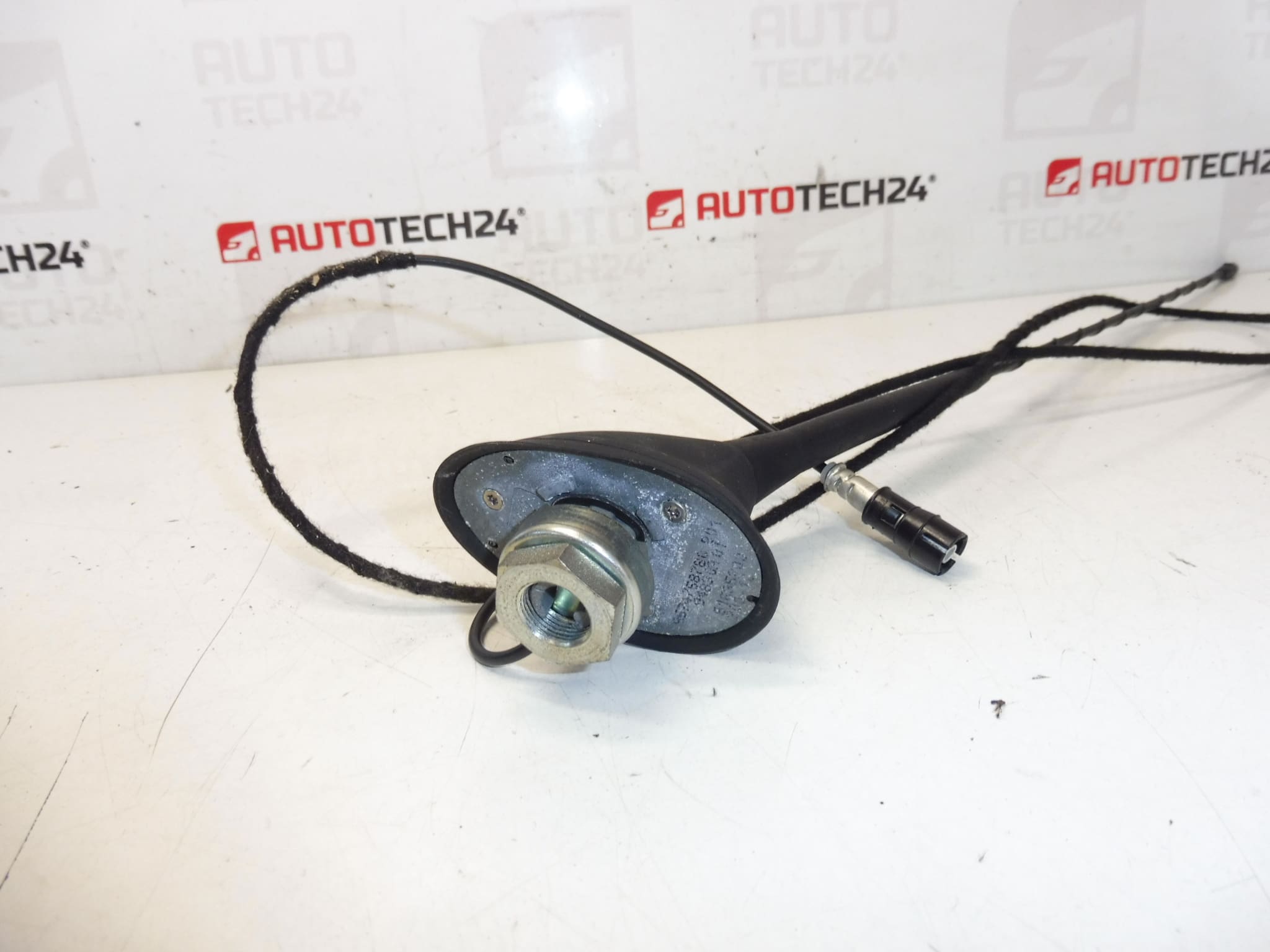 Antenna Peugeot 207 9674768780 6587H9 6587J0 - Image 2