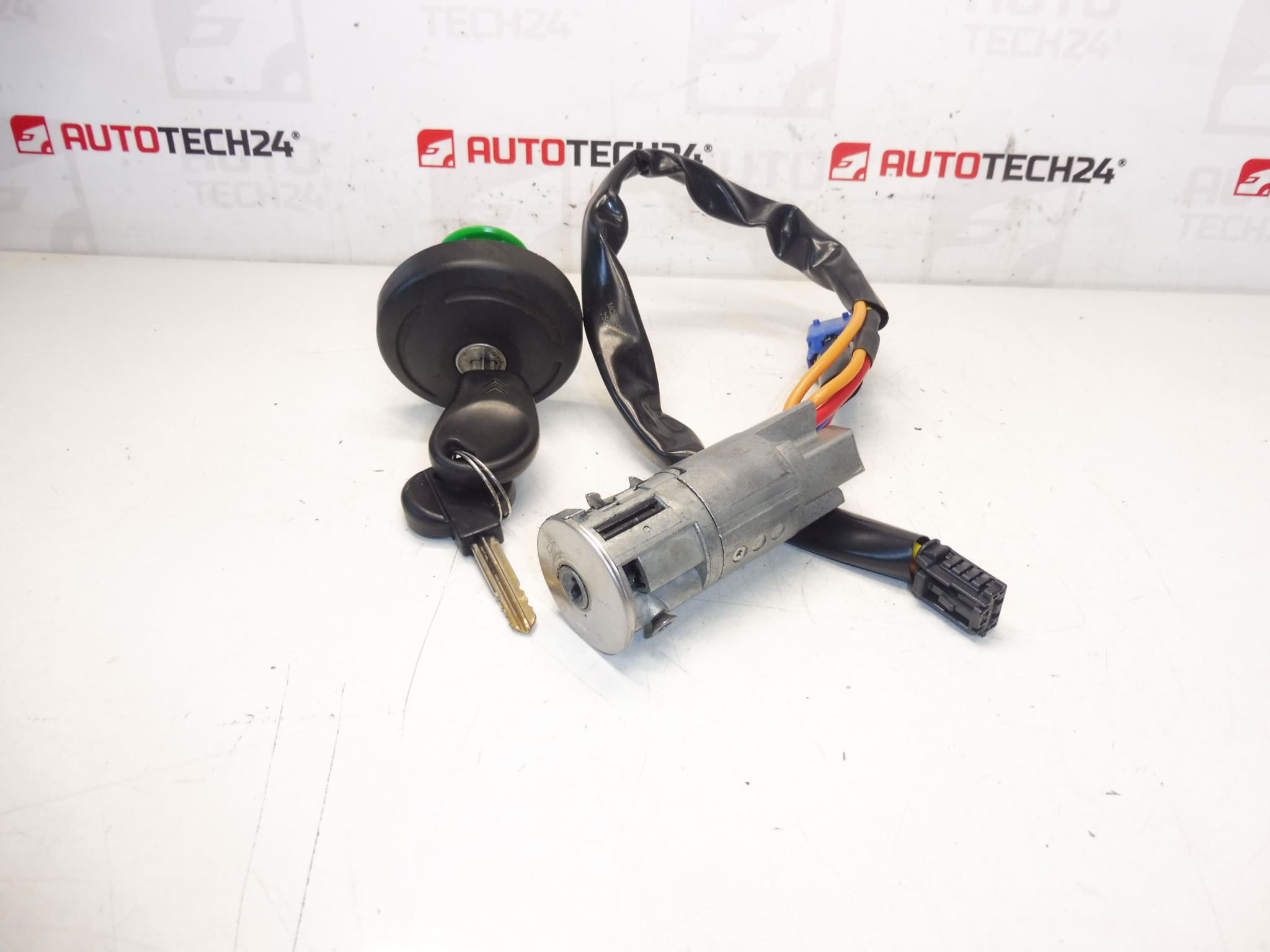 Kapcsolódoboz 2 kulcs Citroën Xsara Picasso 4162HK 4162CK