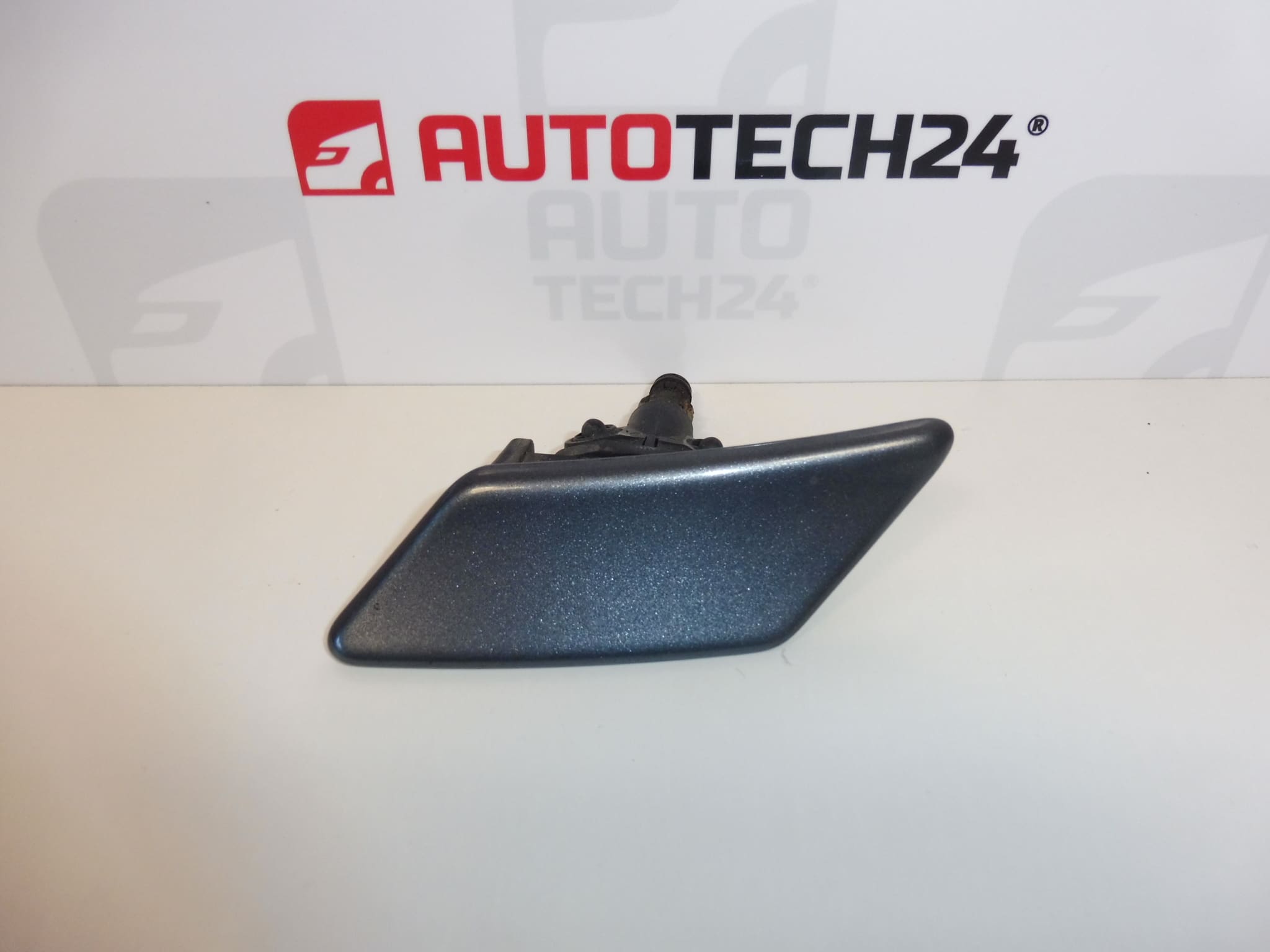 Fúvóka és mosófedél a bal első lámpához Peugeot 307 6438H2 6438H1