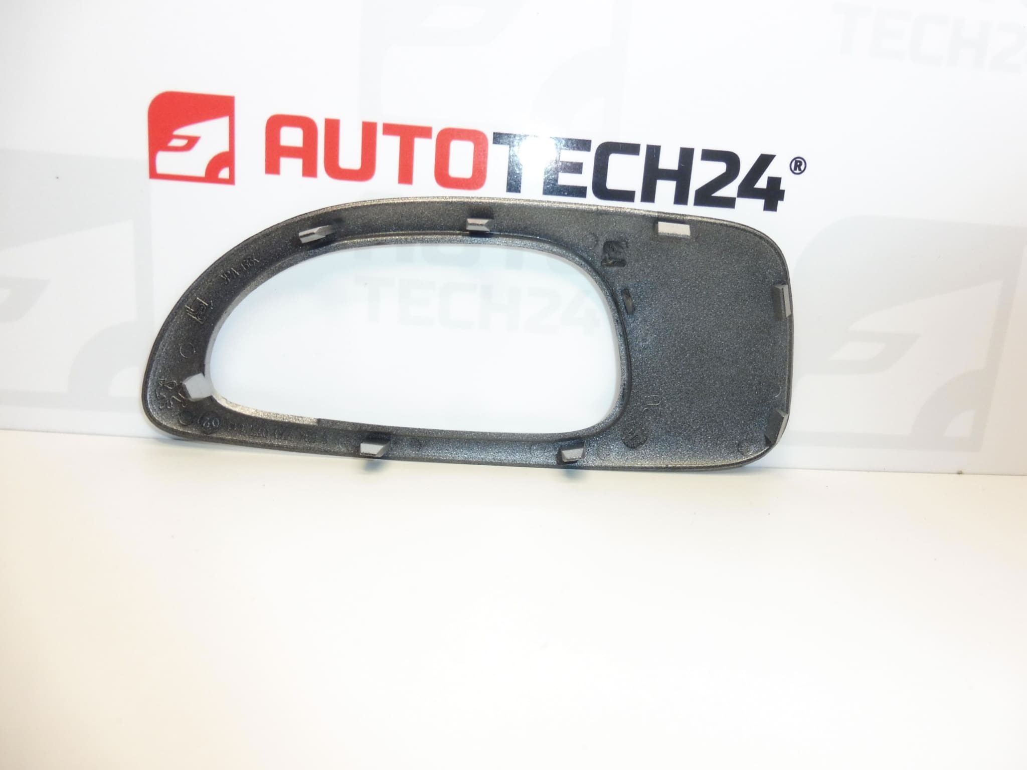 A Peugeot 307 bal hátsó ajtajának belsőkilincs-burkolata 9634770077 9119Y1 - Image 2
