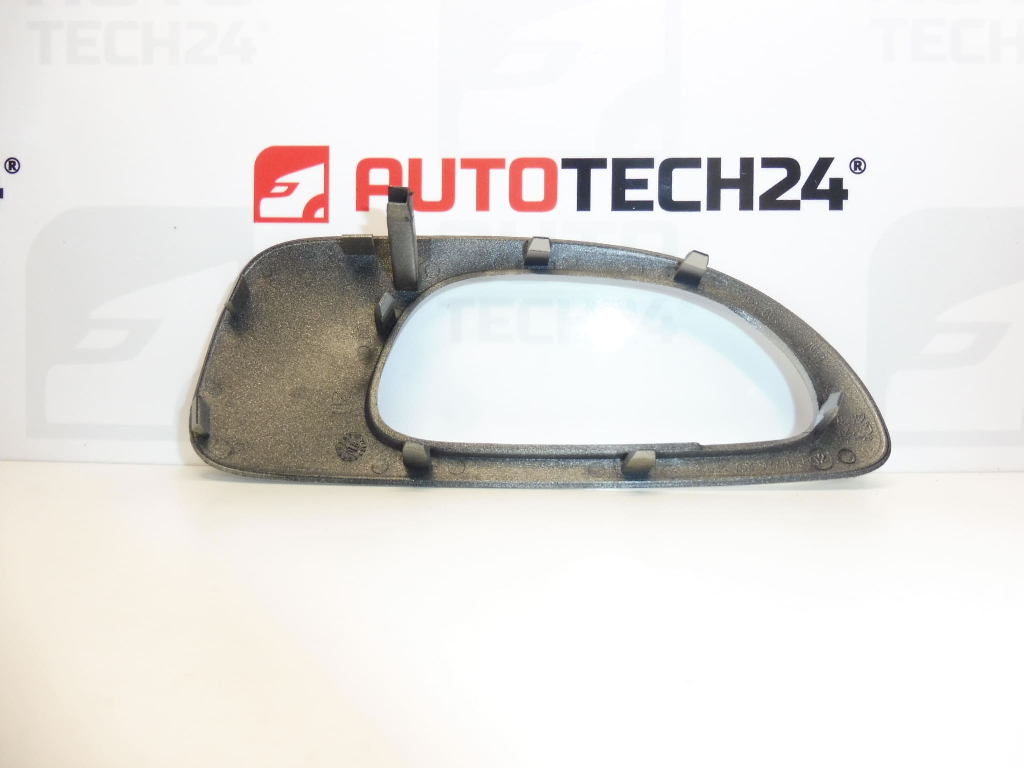 A Peugeot 307 jobb hátsó ajtajának belső kilincsburkolata 9634769077 9119Y2 - Image 2