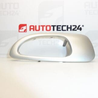 A Peugeot 307 jobb hátsó ajtajának belső kilincsburkolata 9634769077 9119Y2