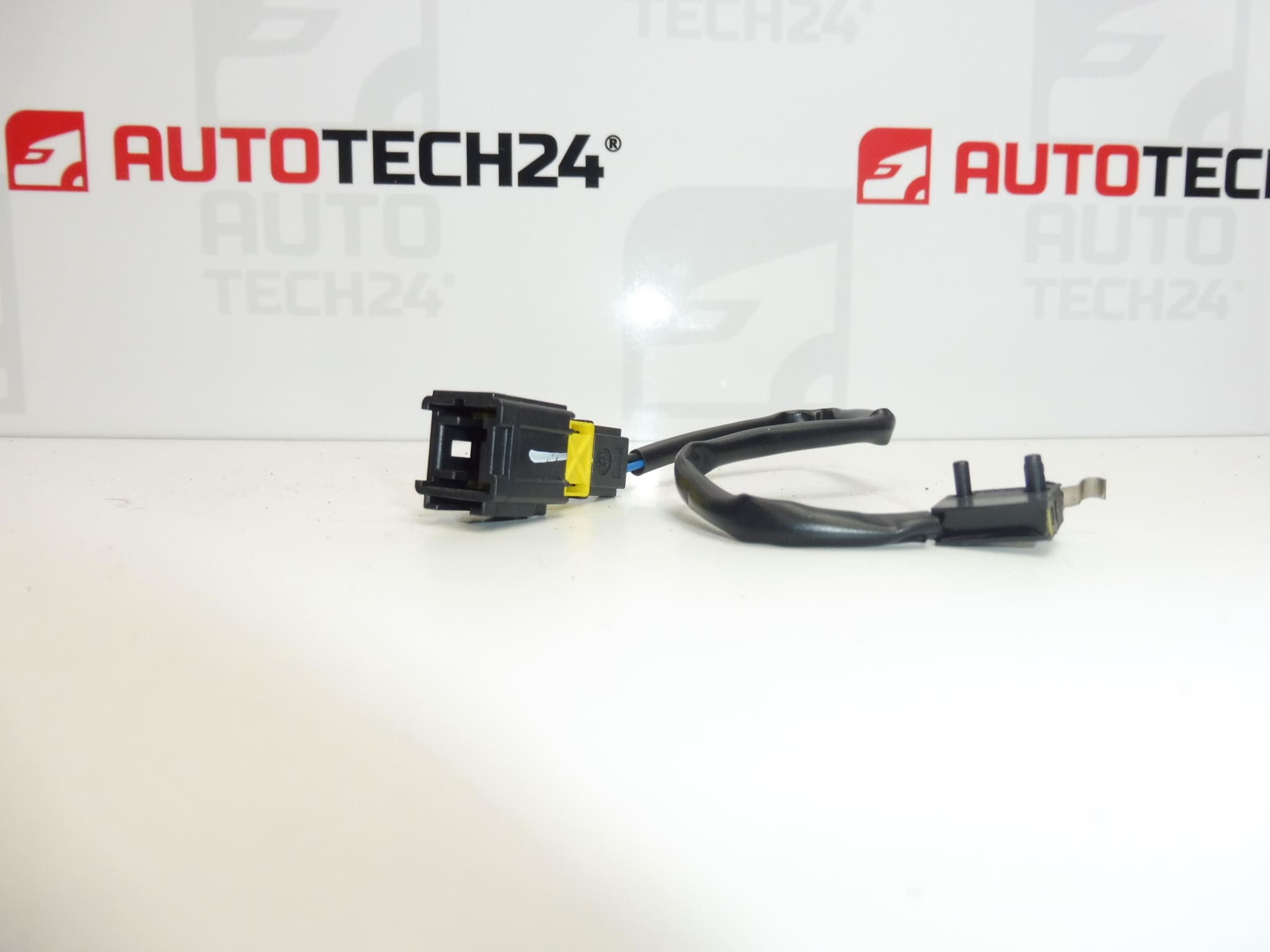 Bal oldali kapcsoló a Peugeot 307 CC behajtható tetejéhez 8484L5 - Image 2